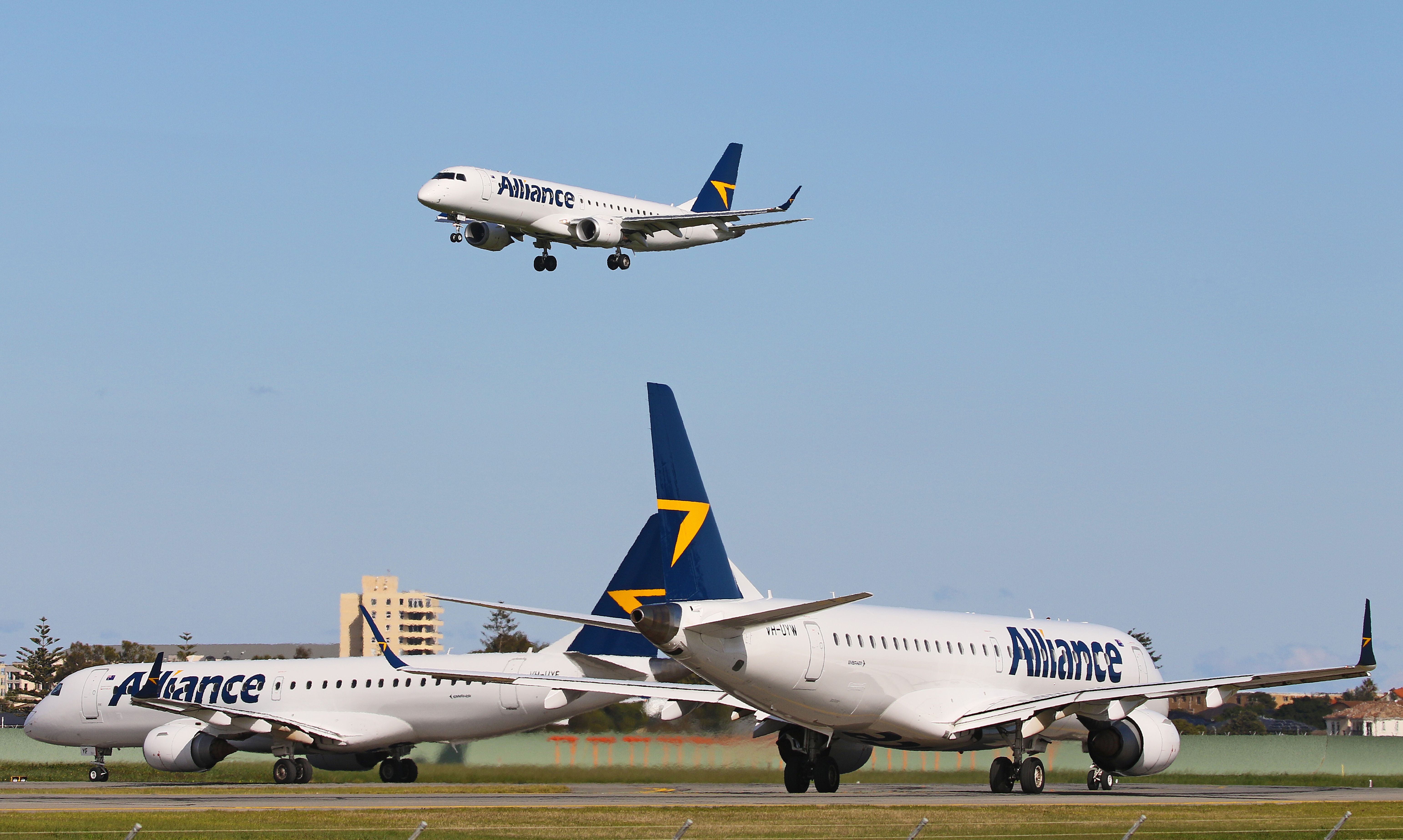 Australia’s Alliance Airlines To Receive 30 More Embraer E190s