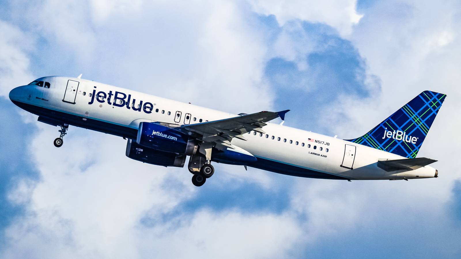 JetBlue Announces Partnership With Kevin Costner's Road Trip App Autio