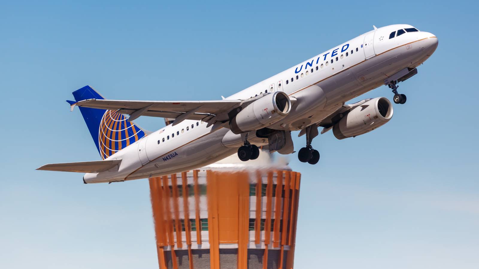 How To Get To, From & Around Phoenix Sky Harbor Airport