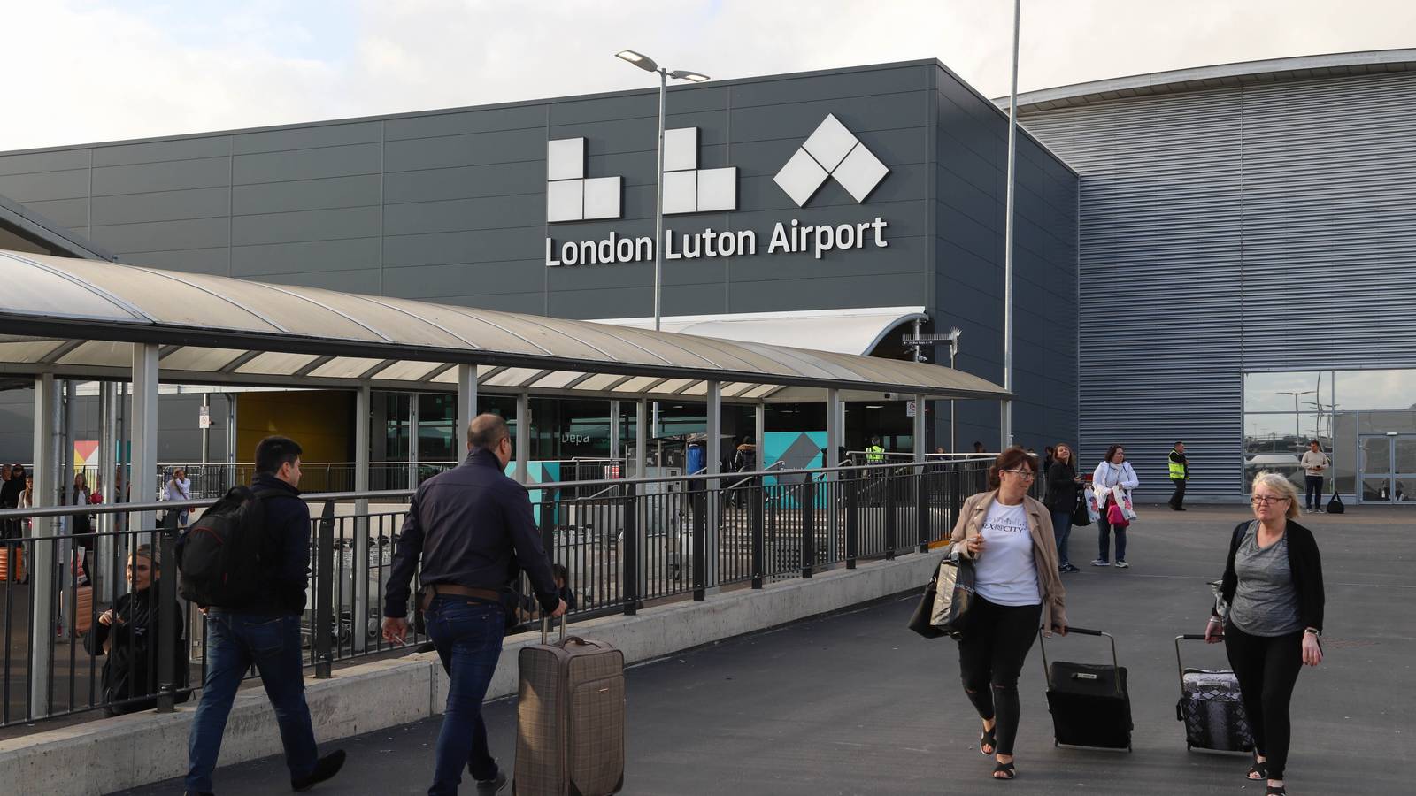 Luton Airport Calls For Volunteers To Test New DLR-Style Trains