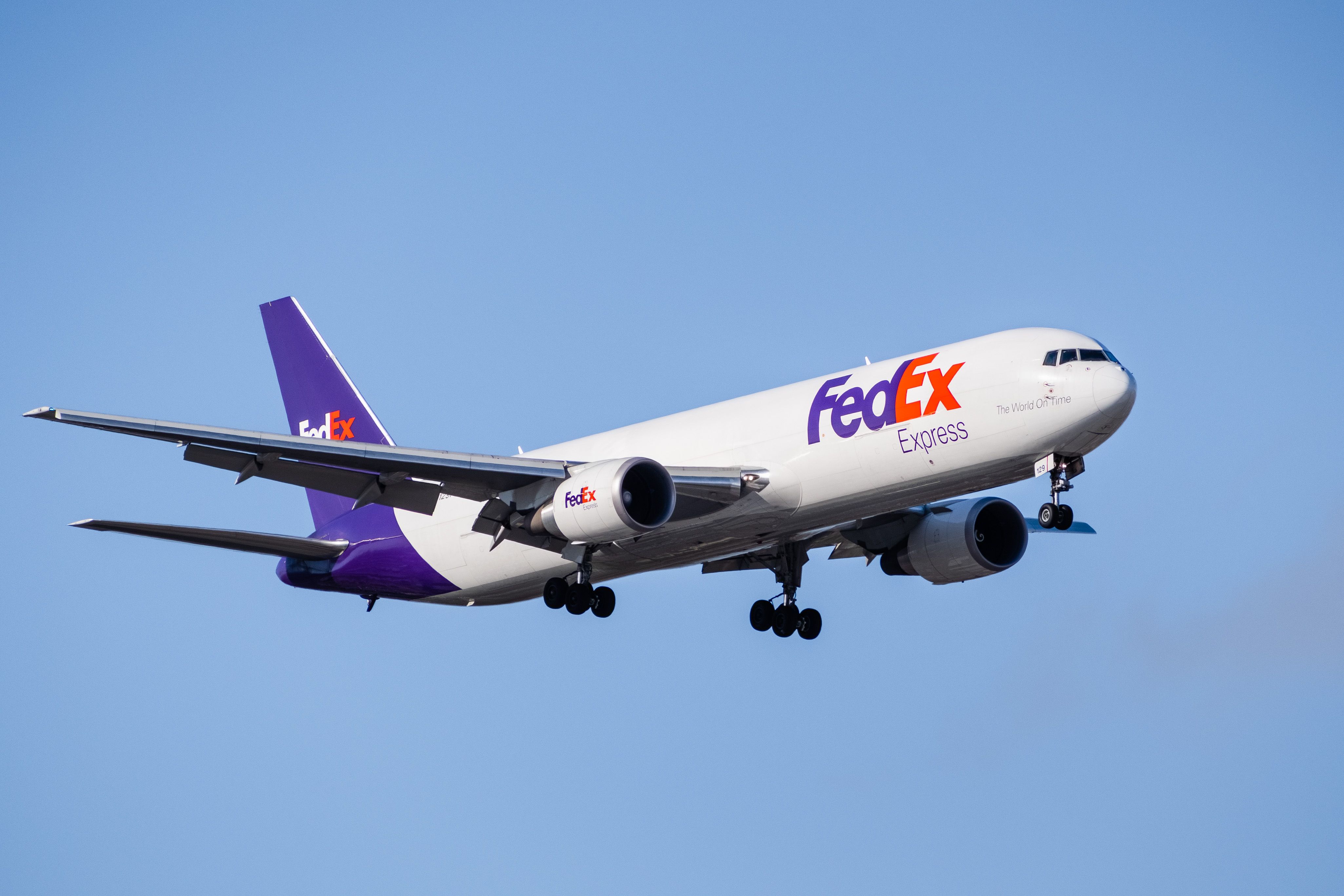 FedEx Pilots To Hold Strike Authorization Vote