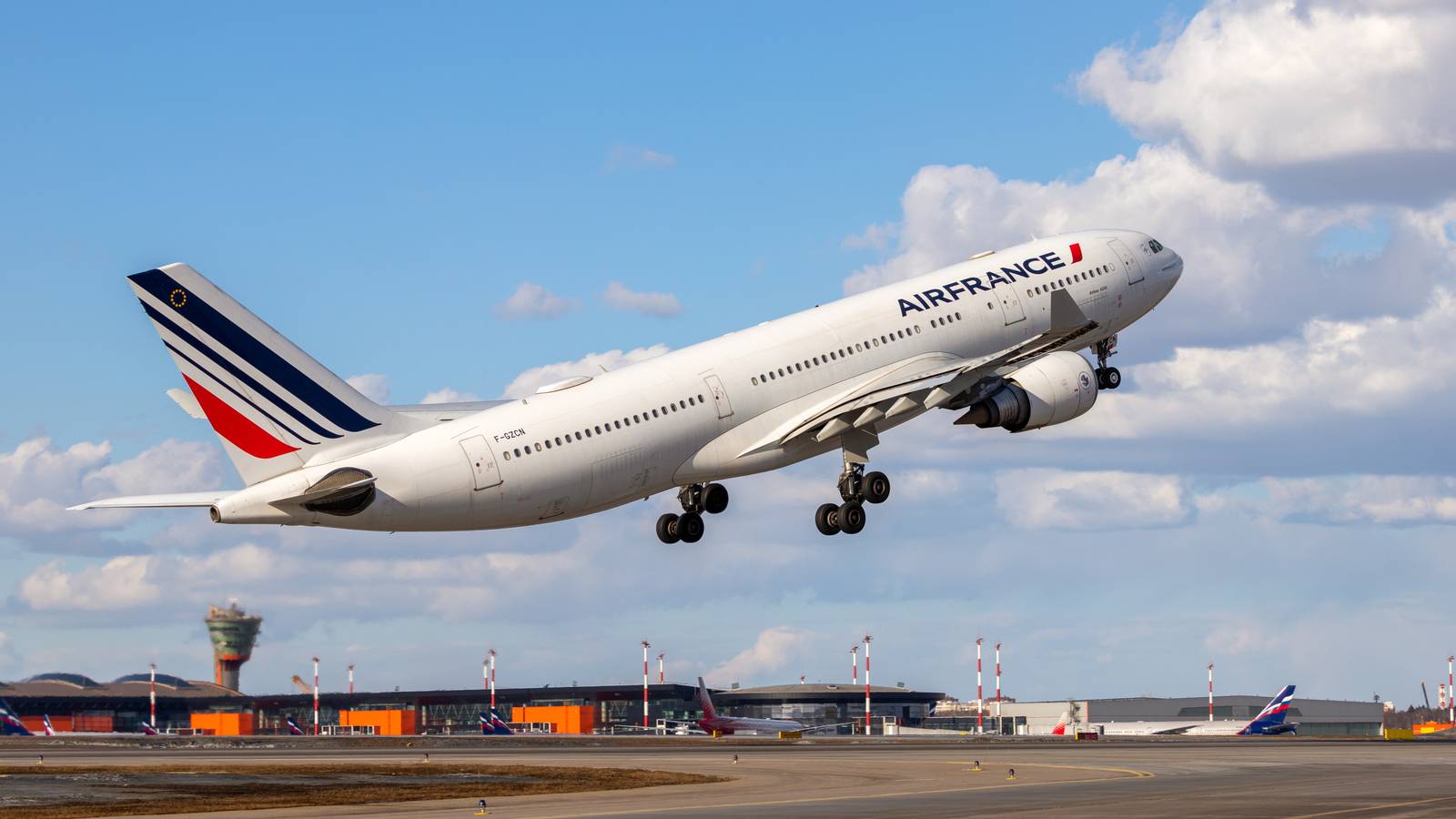 Aircraft Stalls: Why They Happen & How They Can Be Prevented