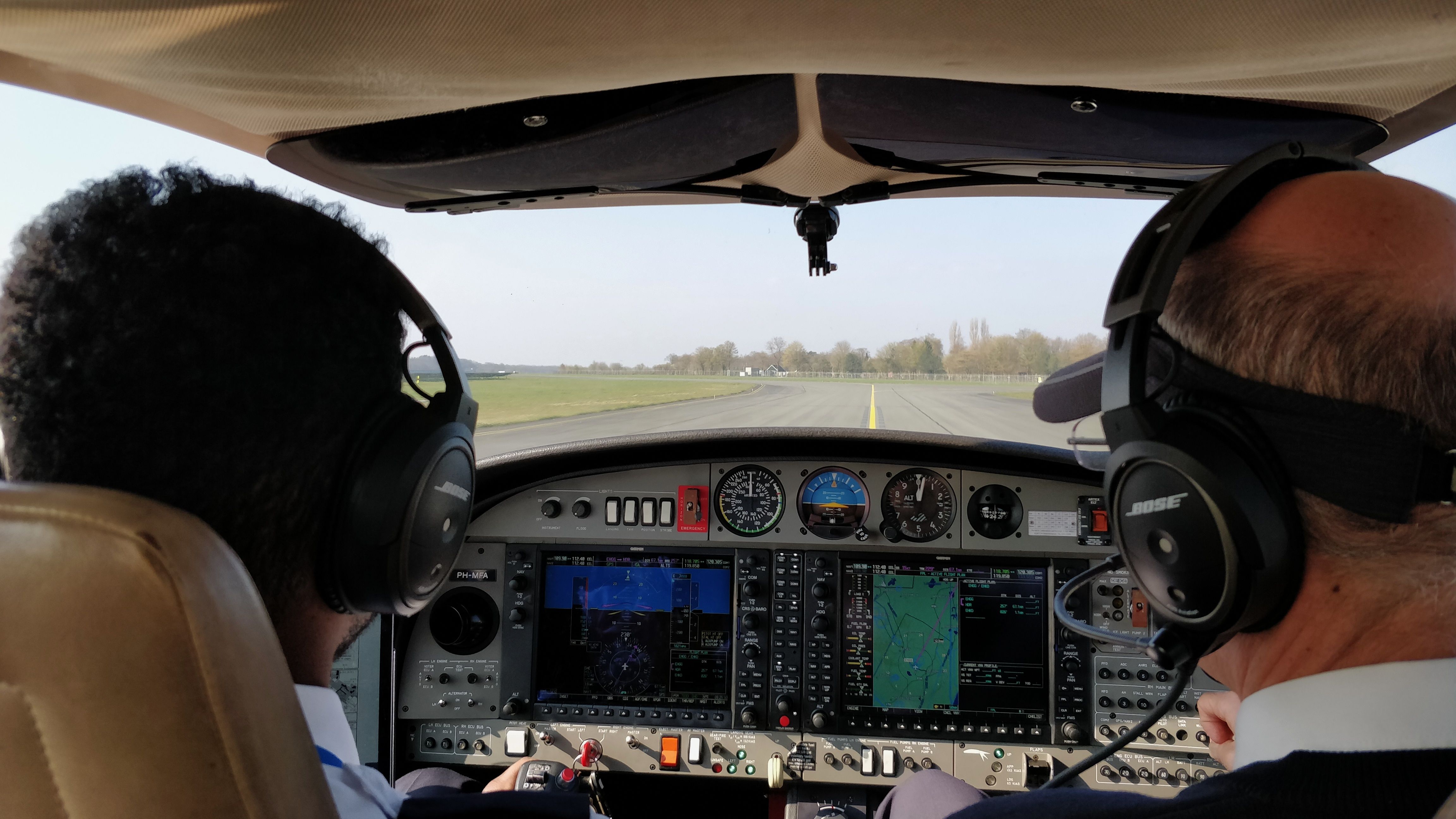 How Many Flight Hours Do You Need To Become An Airline Pilot?