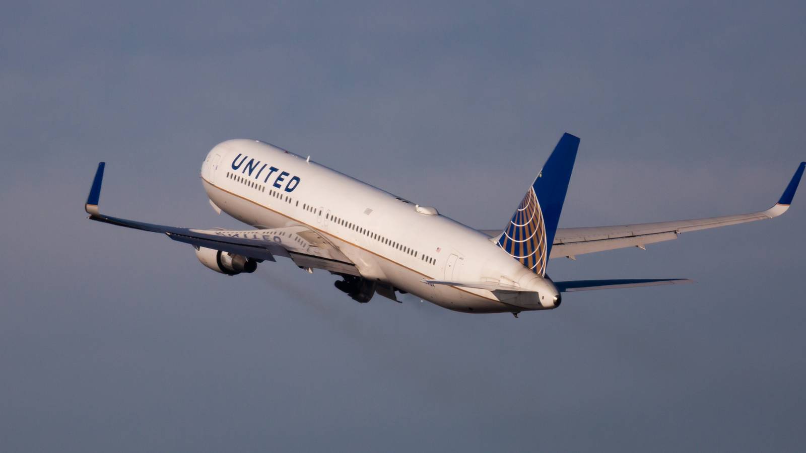 United Airlines Doubles Down On Daily Newark-Naples Service