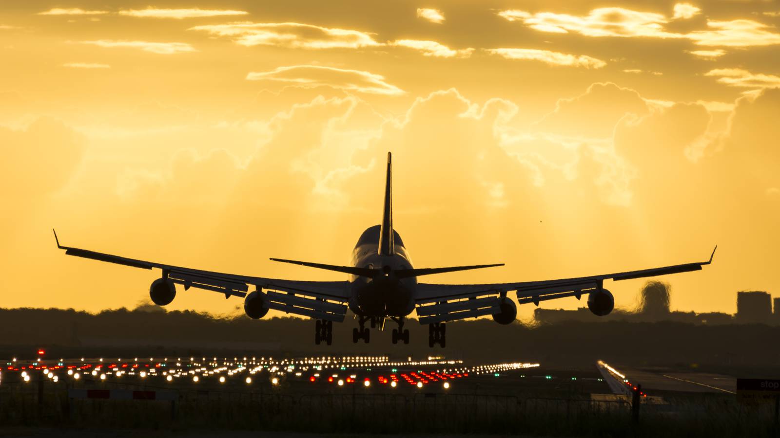 How Boeing Is Preventing Runway Excursions With Situational Awareness Tools