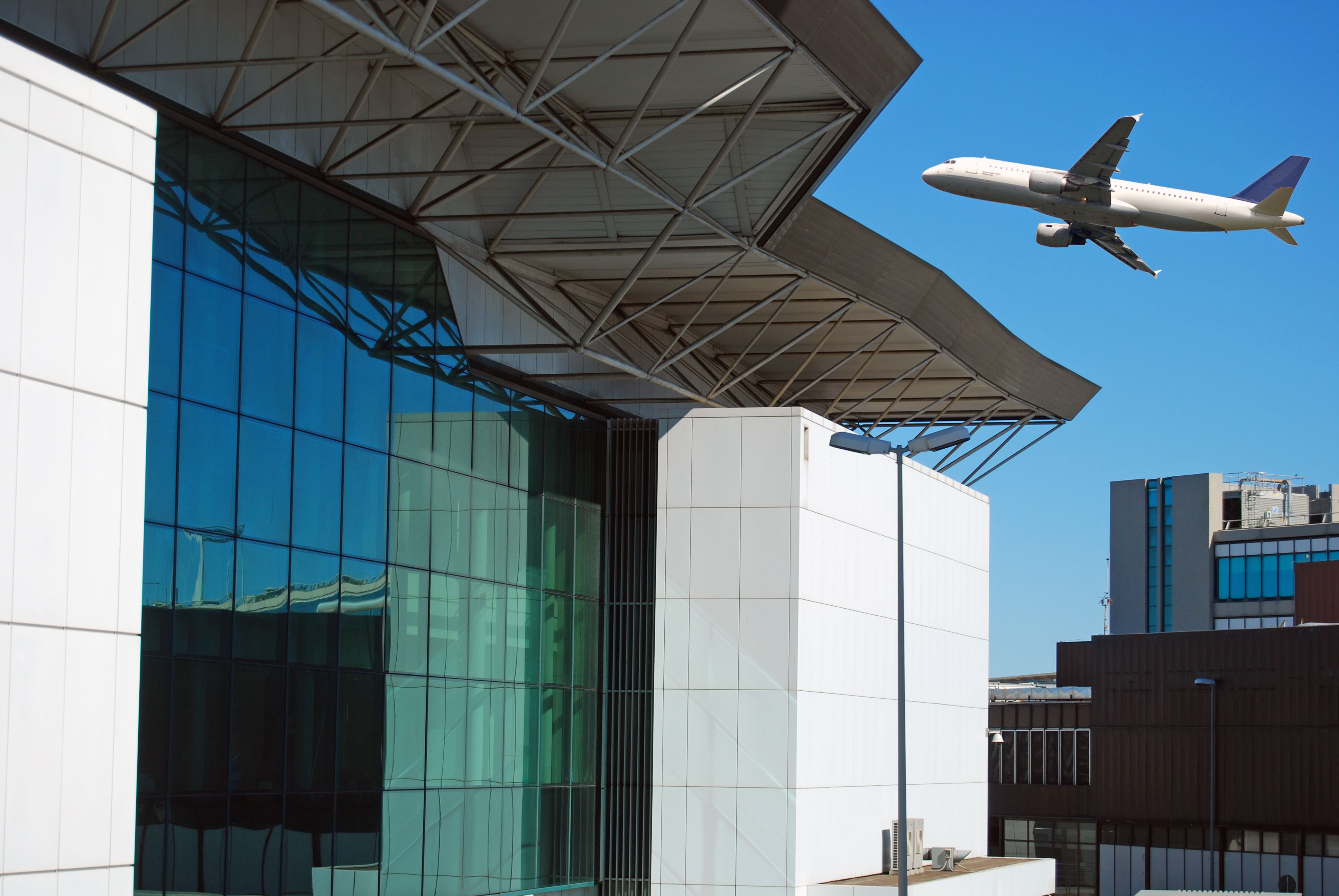 Smart Security Will Allow Passengers At Rome Fiumicino To Keep Liquids & Electronics In Their Hand Luggage