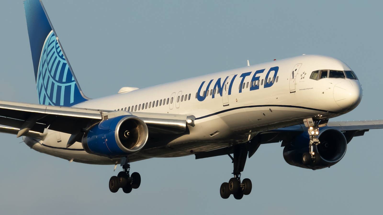 Passenger Arrested On United Airlines Flight After Stabbing Flight Attendant