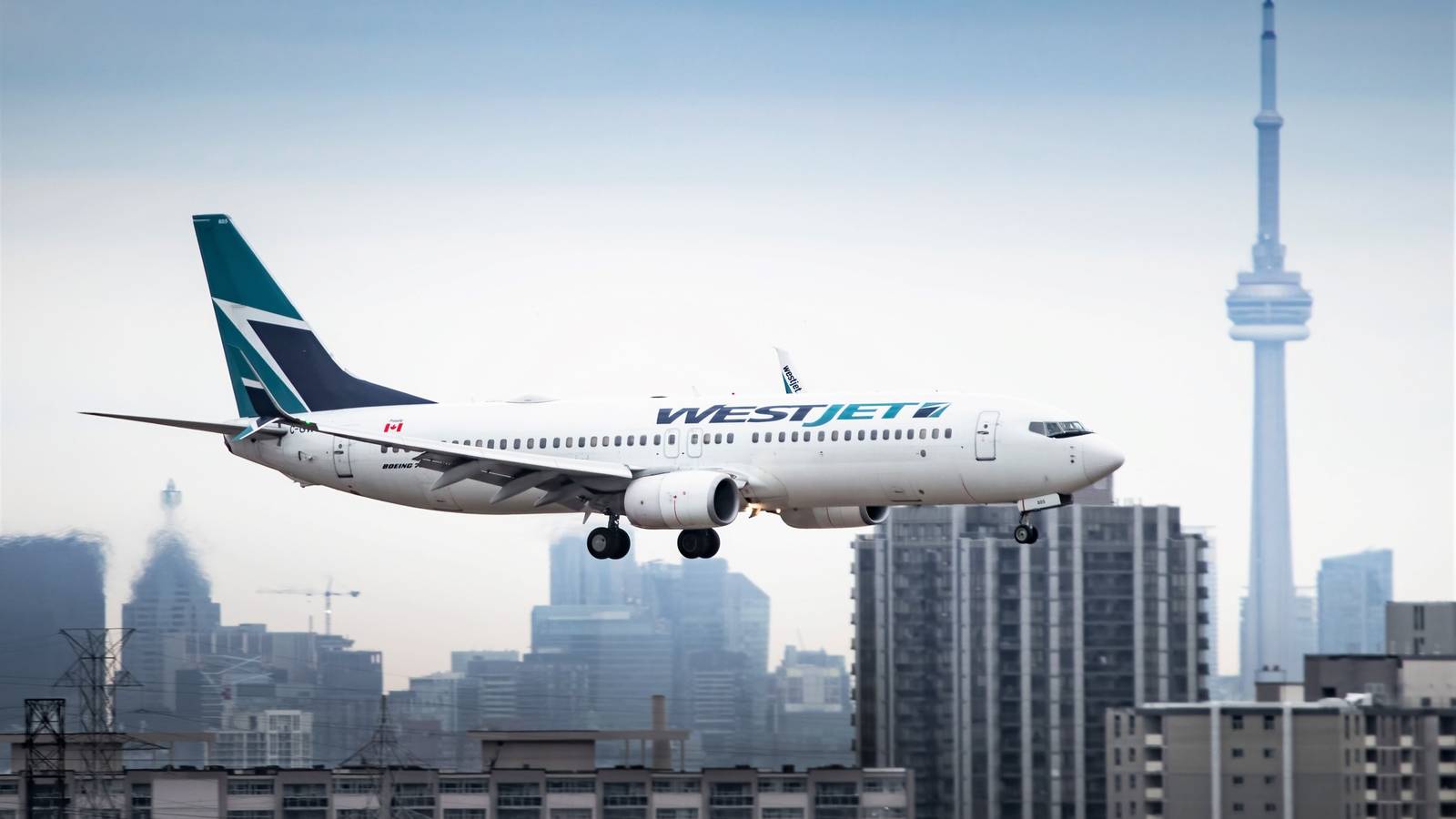 WestJet Sells Seven Boeing 737s To Be Scrapped