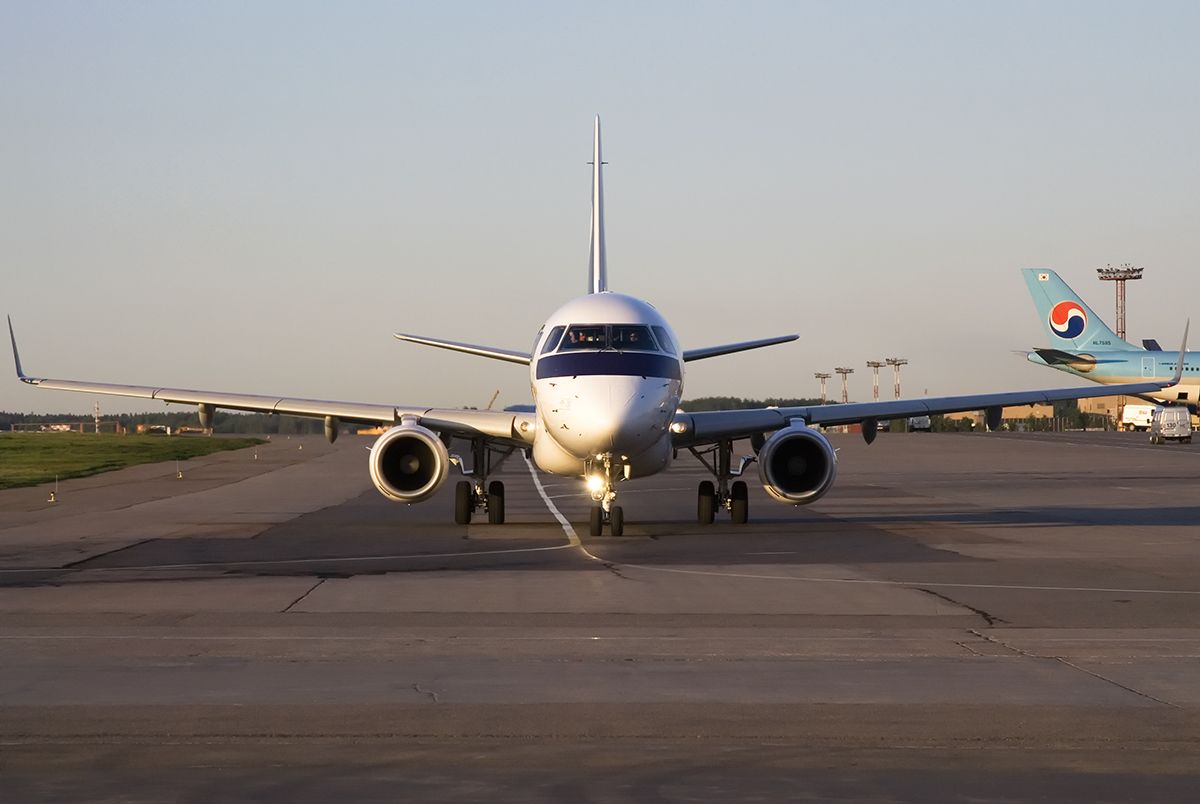LOT Polish Airlines Embraer E175 & Enter Air Boeing 737 Involved In Possible Near Miss