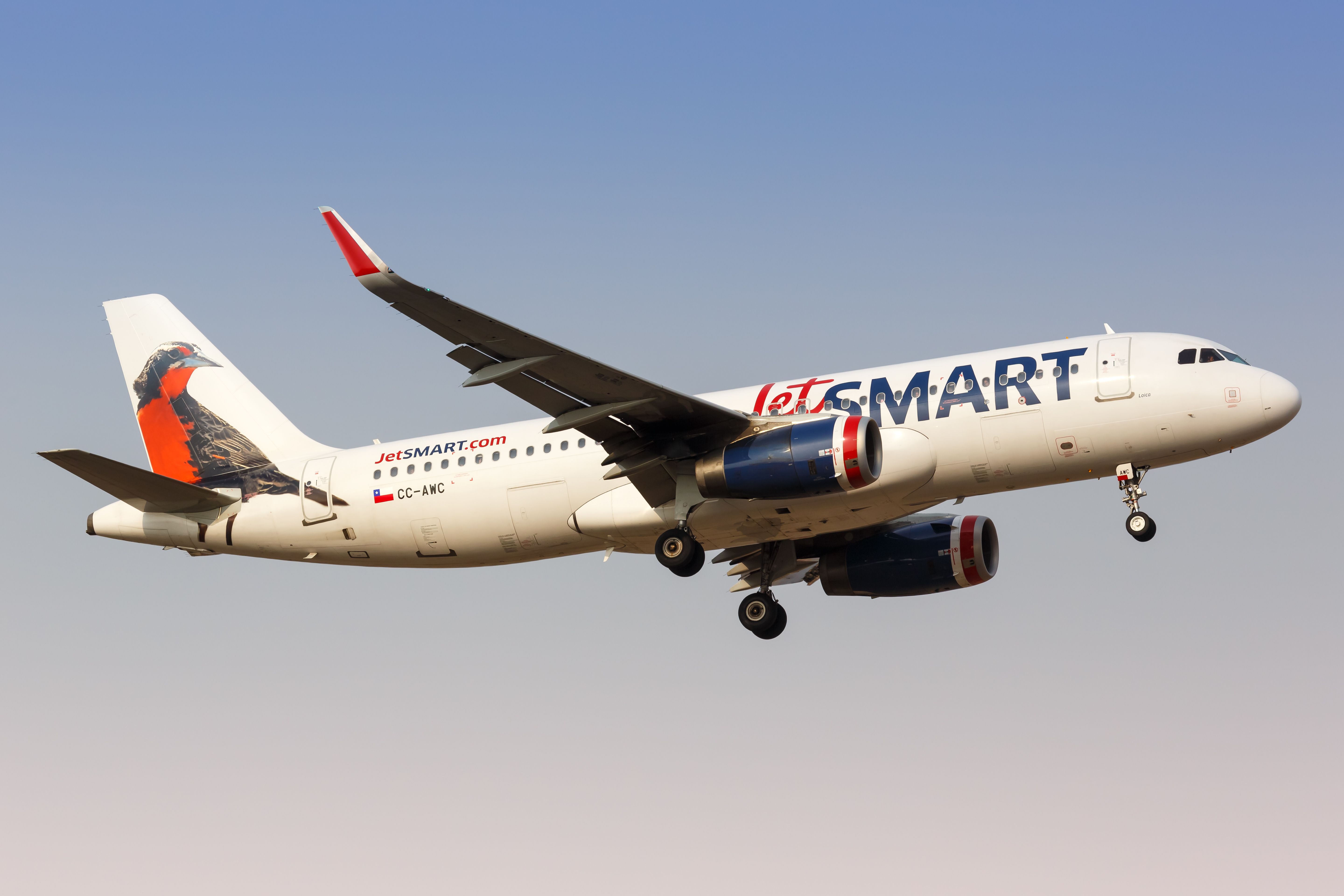 JetSMART Offers to Acquire Ultra Air