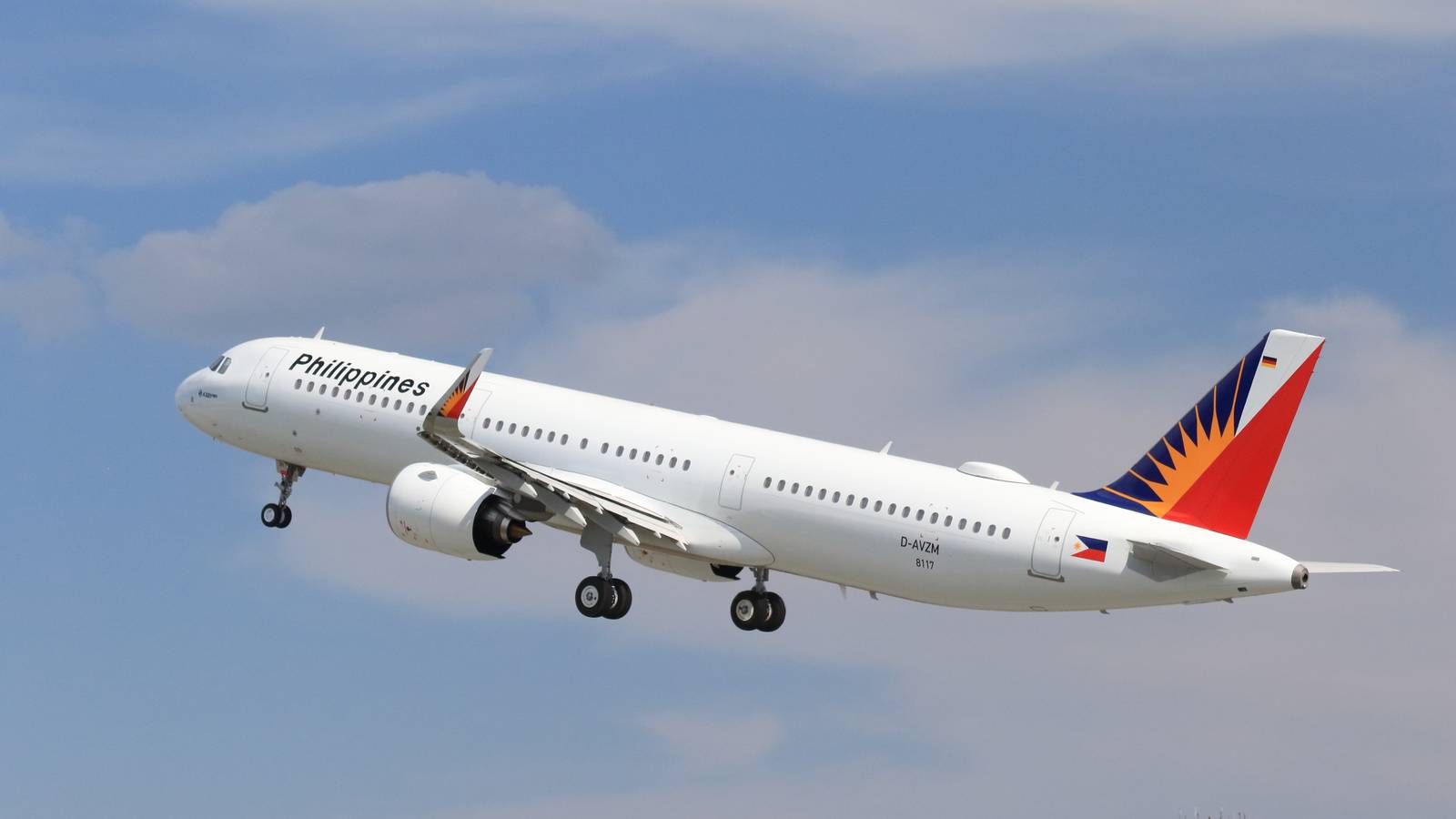 Philippine Airlines Posts Q1 $135 Million Operating Income