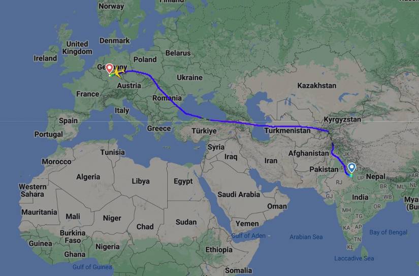 American Airlines Boeing 777 Diverts To Frankfurt With A Water Leak