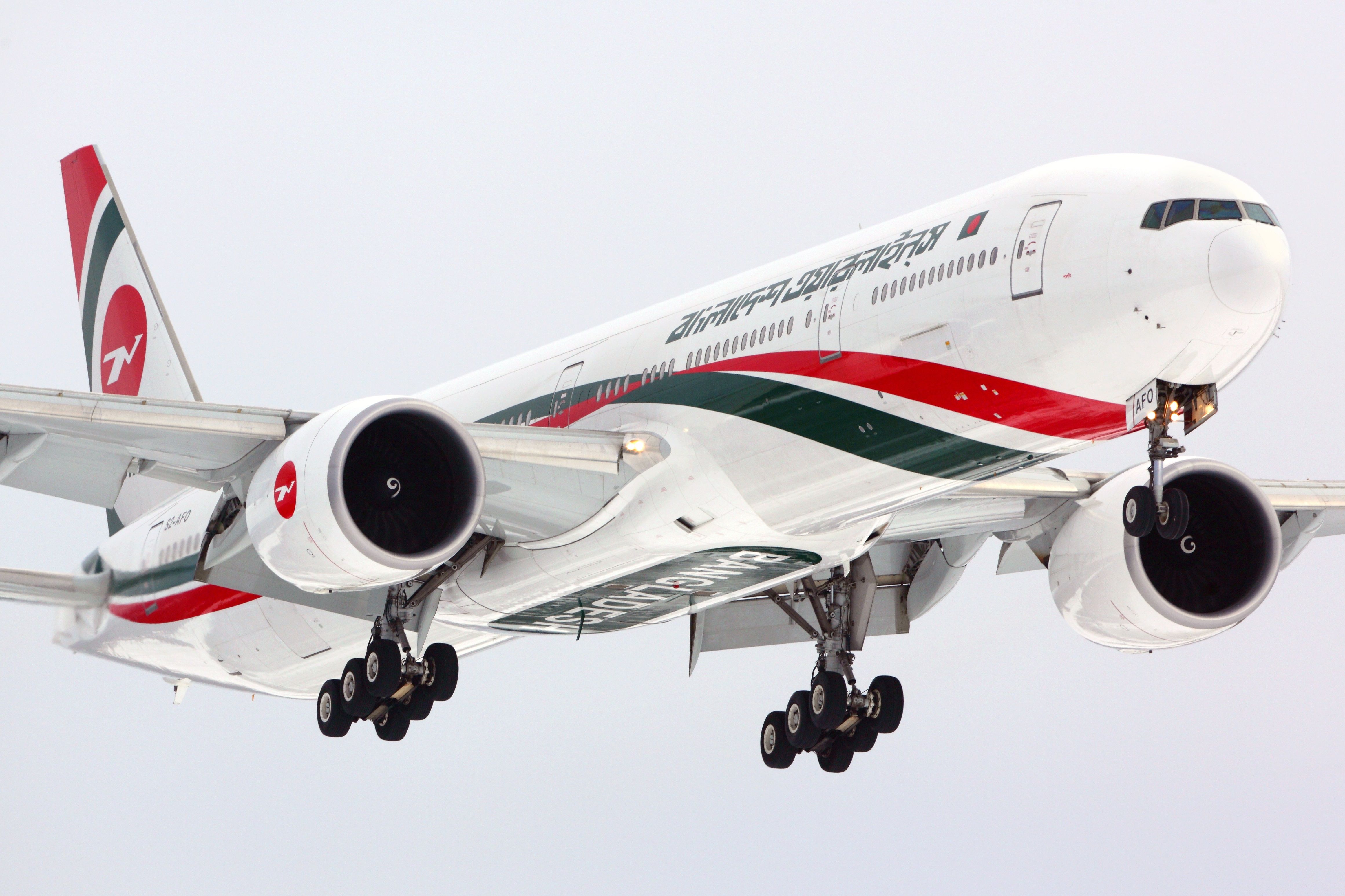 140 Miles & Under: The 5 Shortest Boeing 777 Flights In April