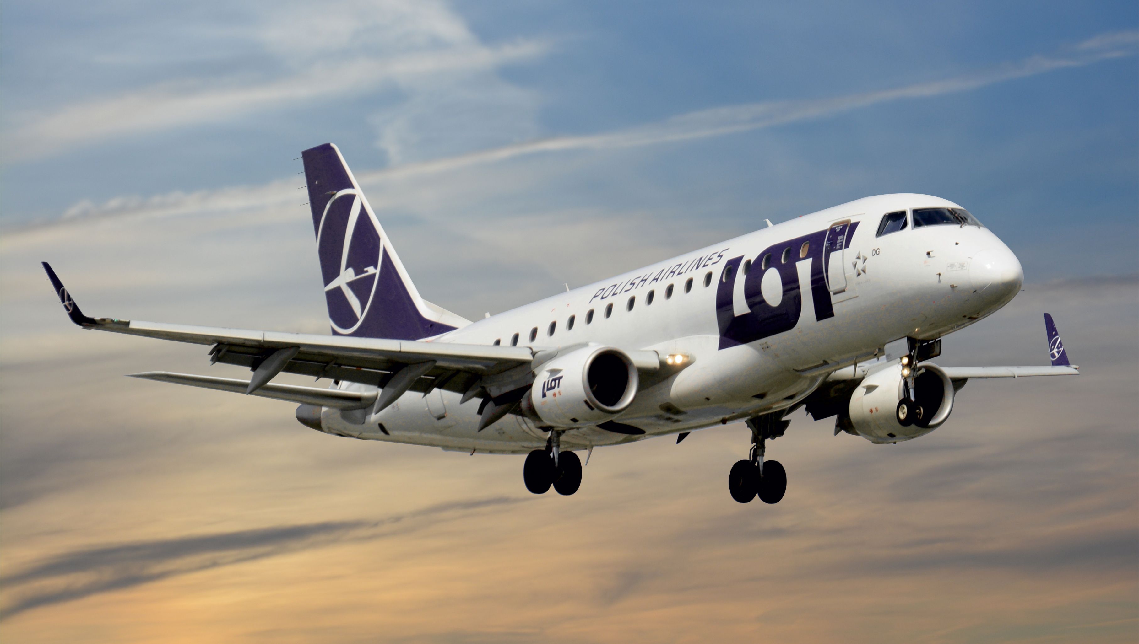 The Original Operator: Which Embraer E-Jets Does LOT Polish Airlines Fly Today?