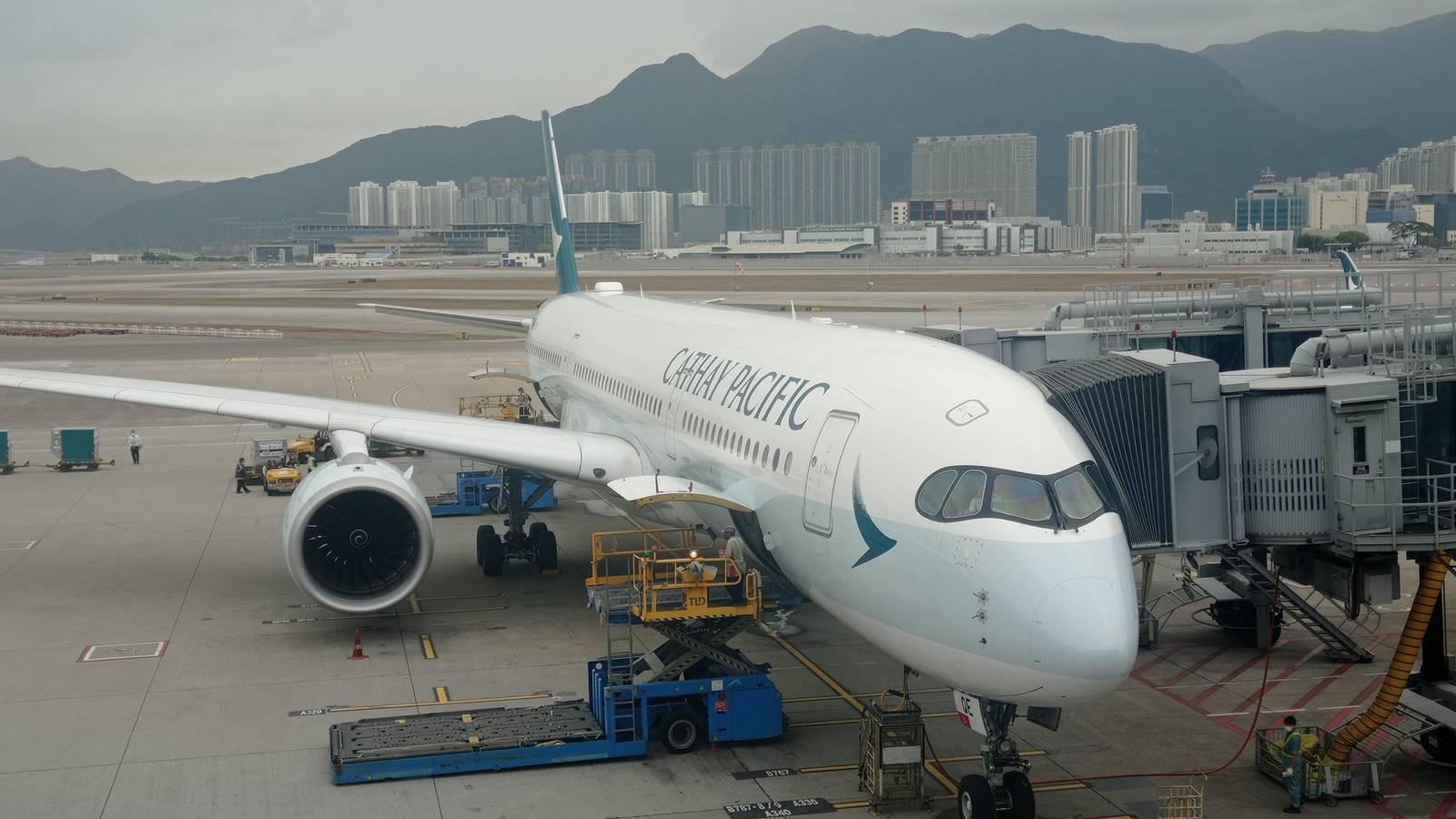 Review: Hong Kong To Bangkok In Business Class On Cathay Pacific's Airbus A350