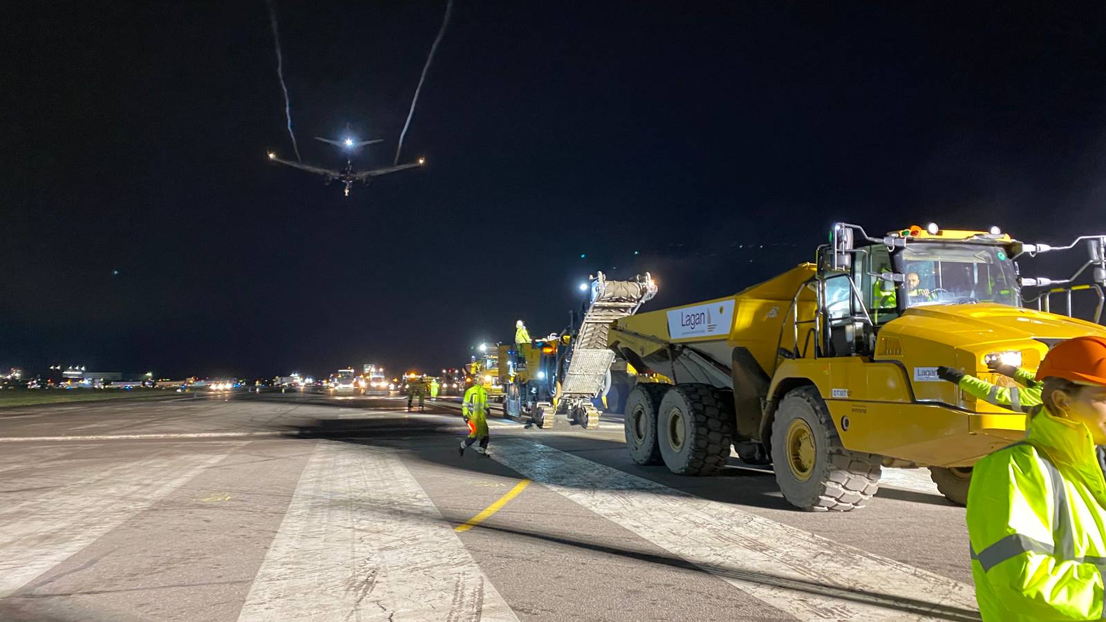How London Stansted Is Resurfacing A Runway In Daily Use