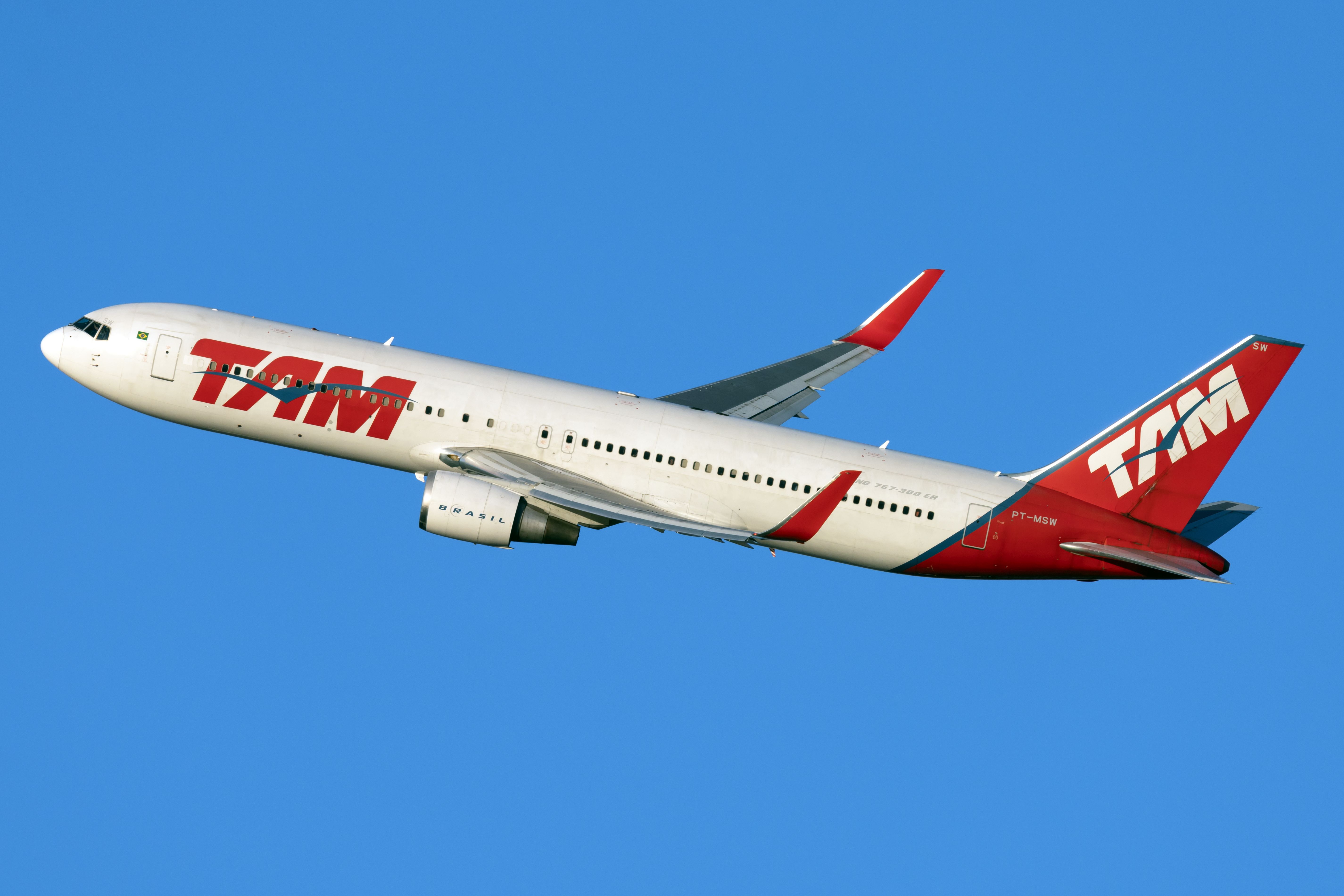 Argentina Prohibits LATAM Brasil Operating Flights To The Falkland Islands
