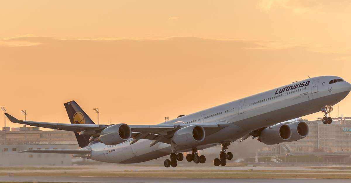 カタール航空 A340-600 1/500 カタール航空 A340-600 1/500
