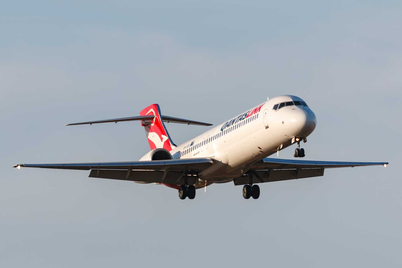 Rear-Engine Contrasts: 5 Differences Between The Boeing 717 & The ...