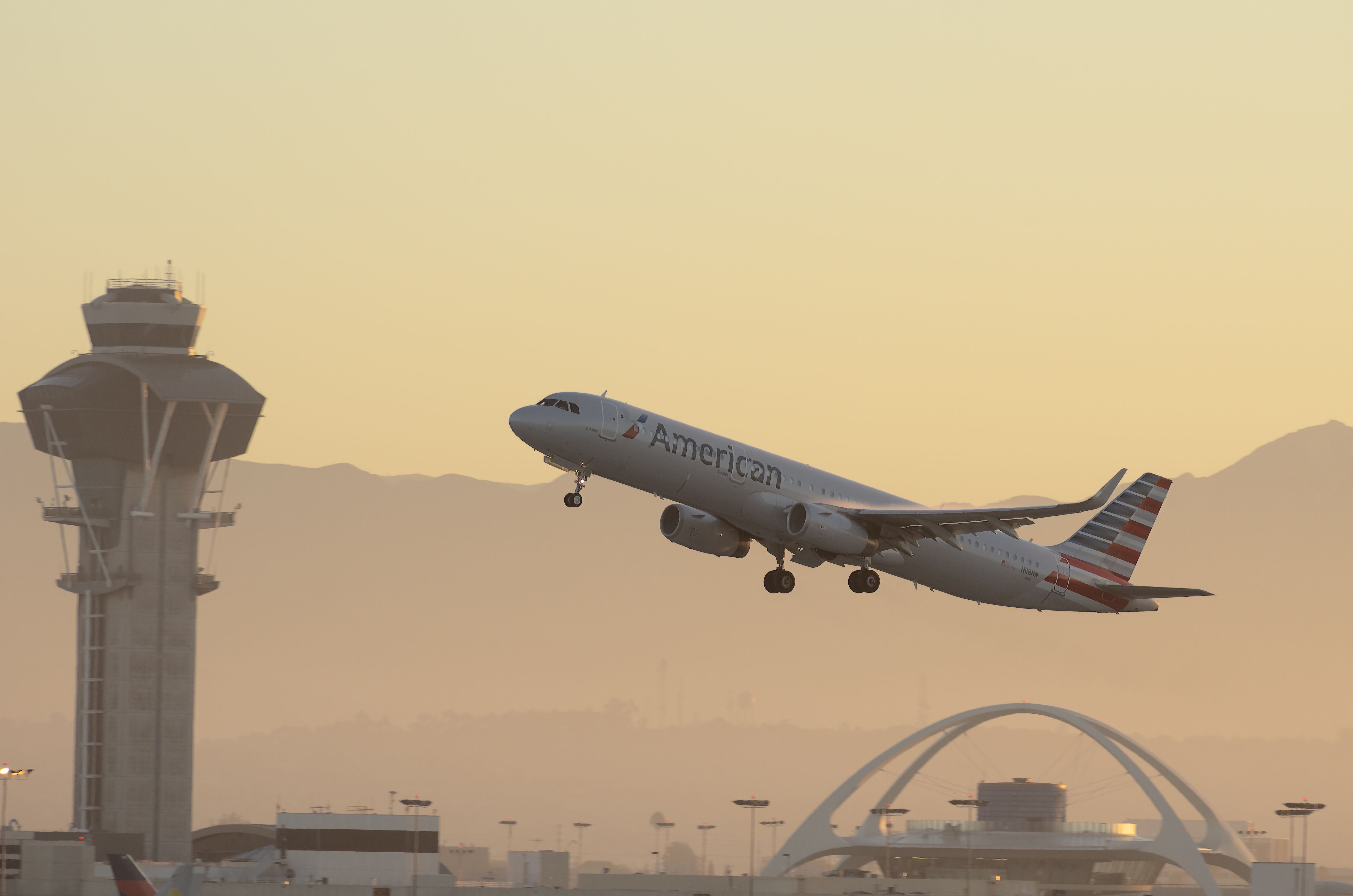 American Airlines Hired Its 1st Female First Officer 50 Years Ago