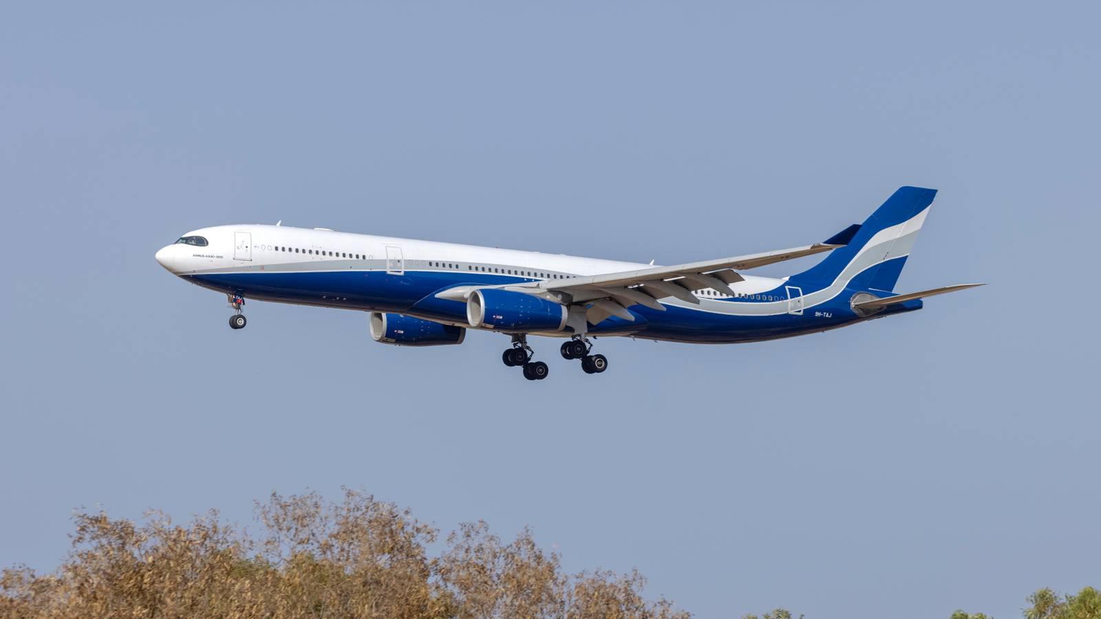 10 Injured Amid Severe Turbulence On TAAG Flight Operated By Hi Fly Airbus A330