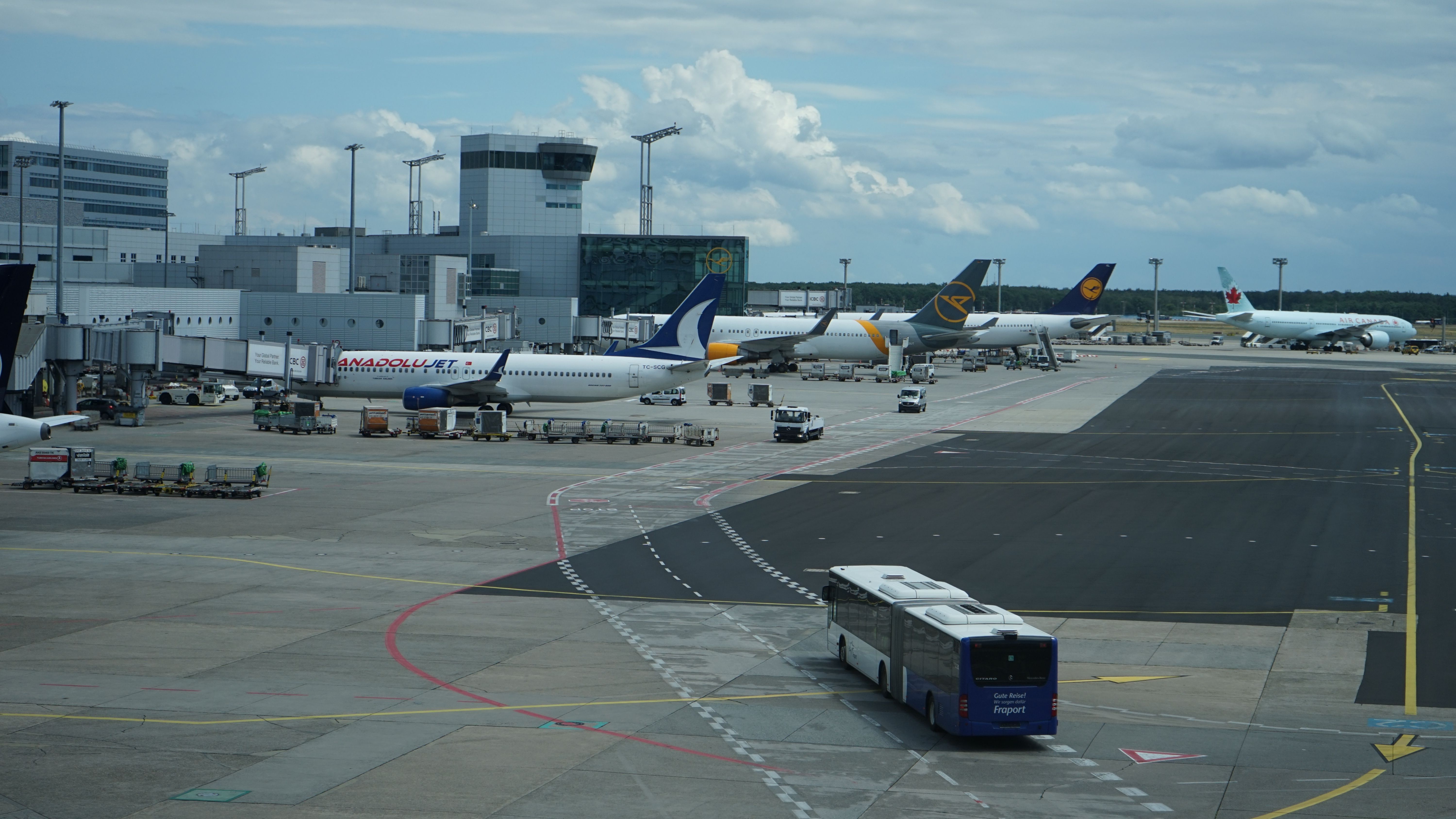 Frankfurt Airport Police Arrest Passenger Who Punched Flight Attendants