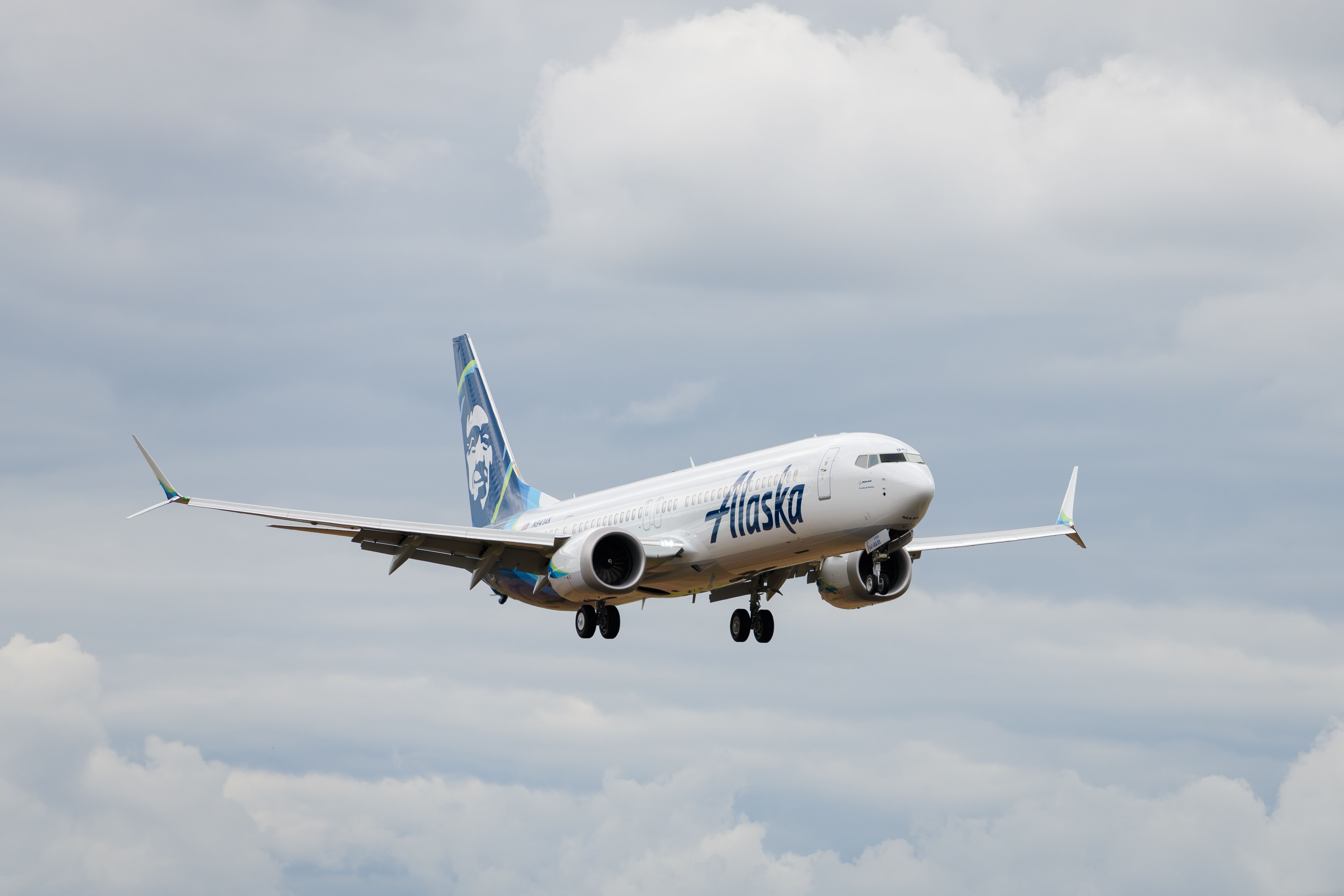 Alaska Airlines Doubles Food Options For First Class Passengers