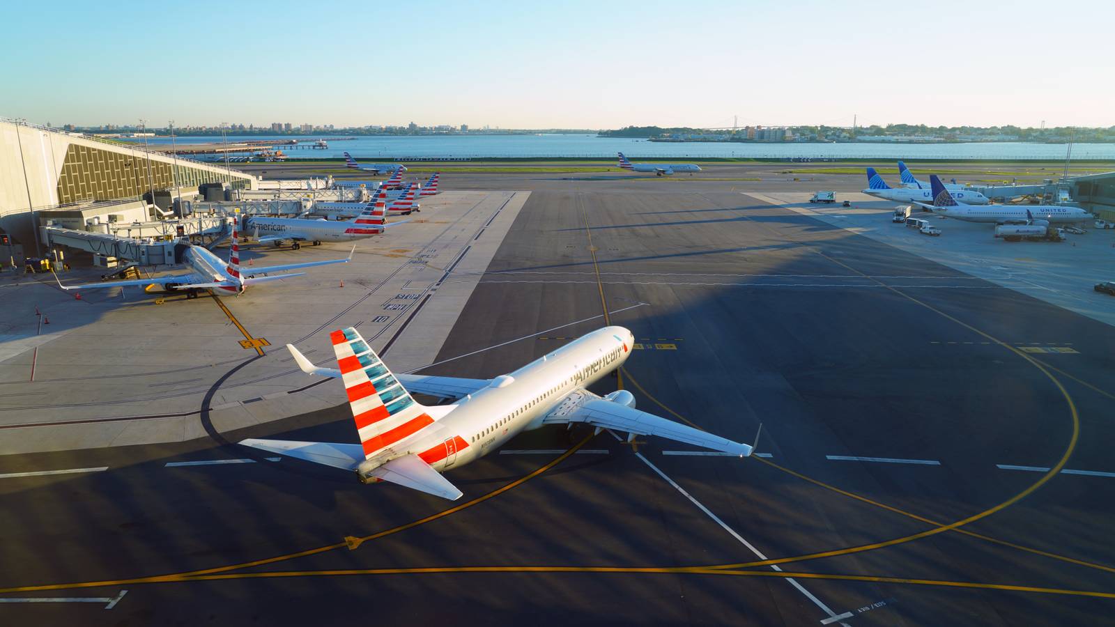 American Airlines Removes 10,000 Flights From September Schedule
