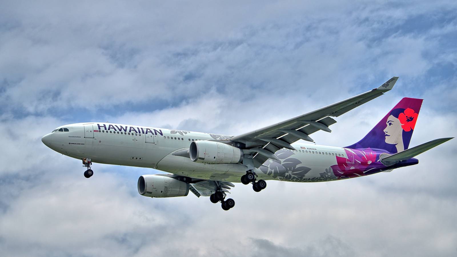 Hawaiian Airlines Introduces New First Class Menu