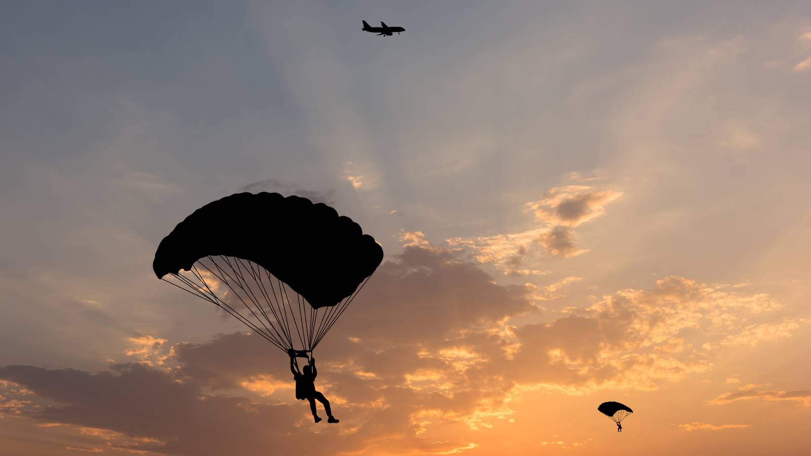 Why Commercial Planes Don't Have Parachutes