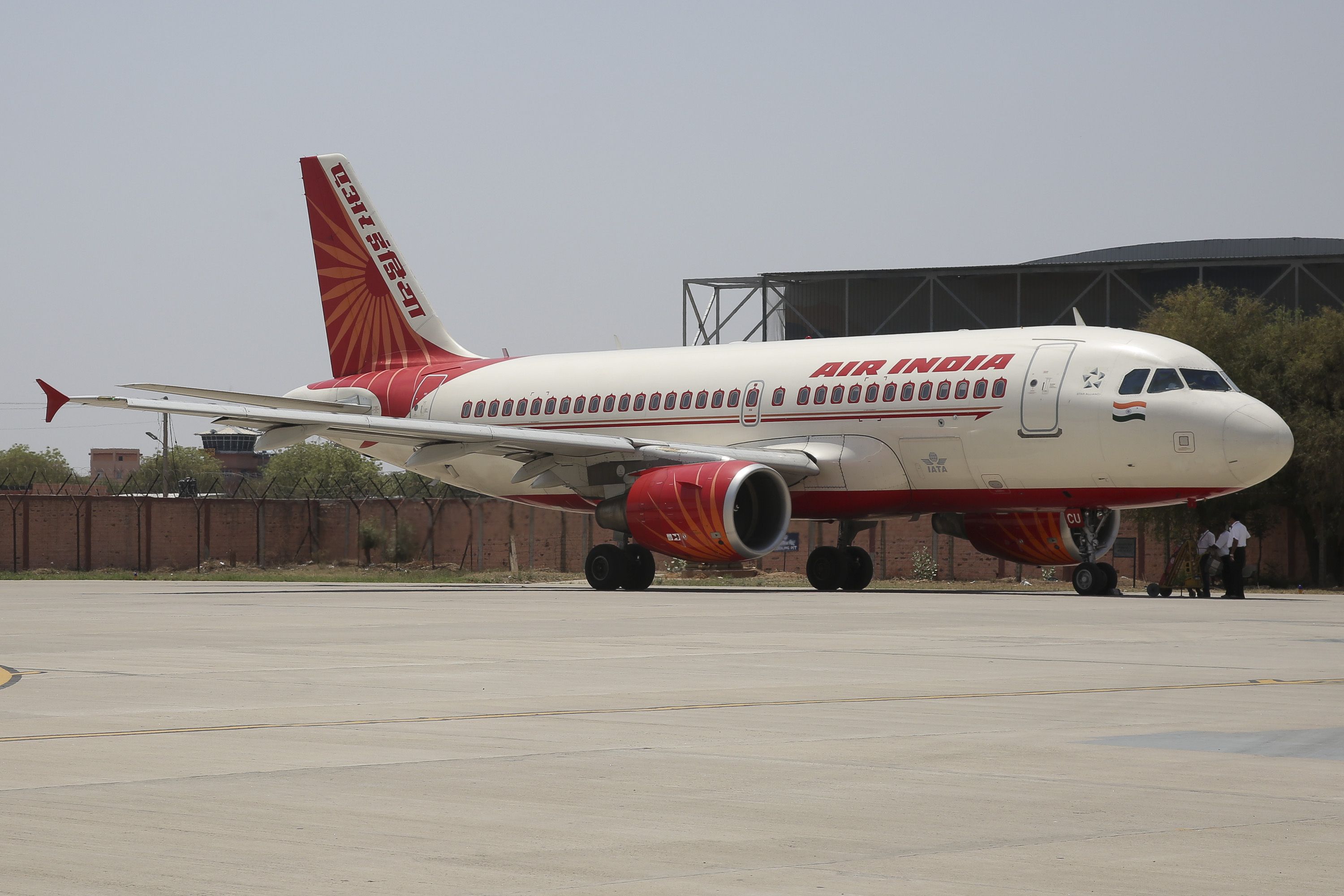 High Interest: Air India Receives 700 Pilot Applications In 1 Week