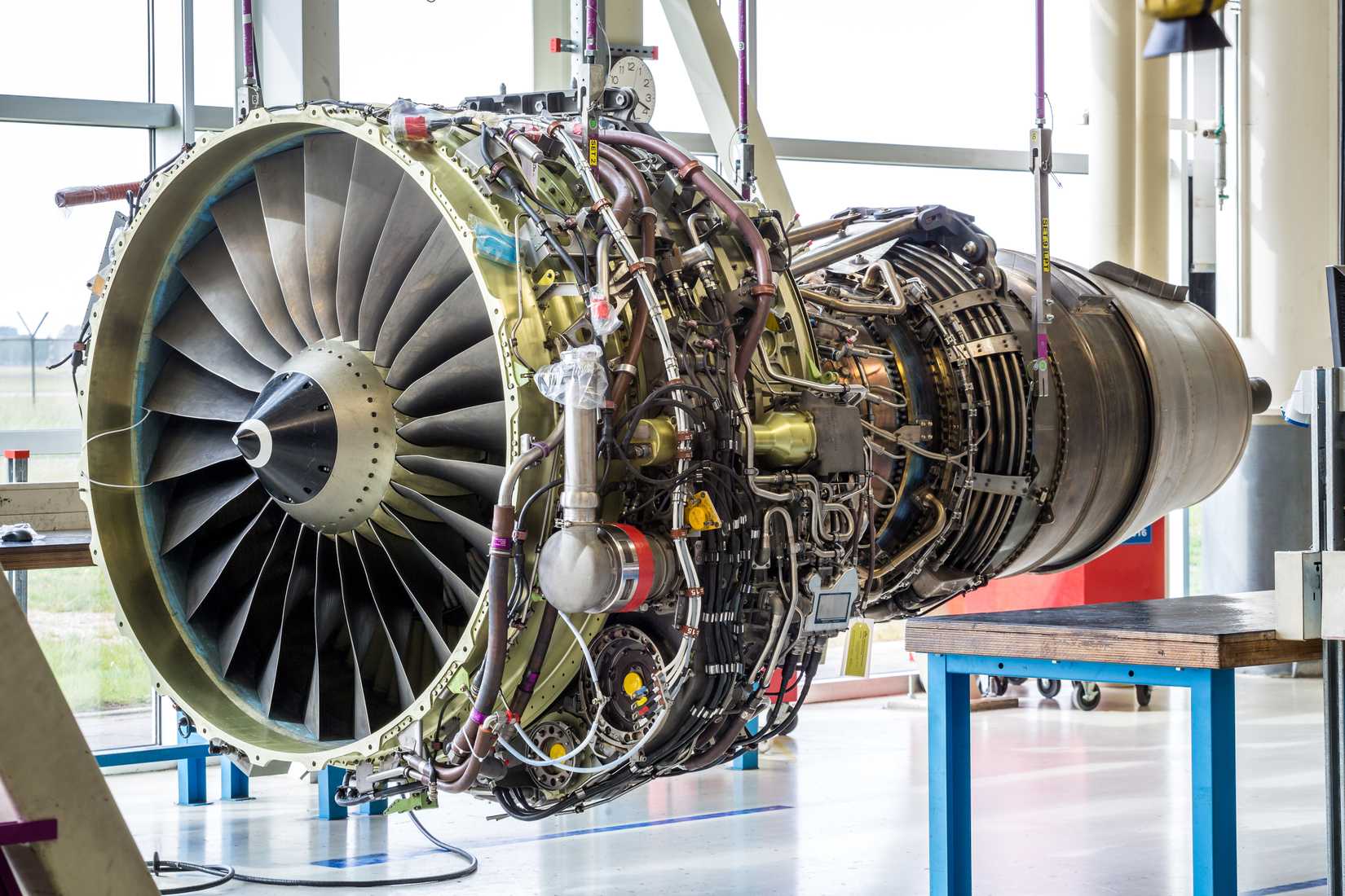 Why Do Jet Engines Keep Getting Larger?