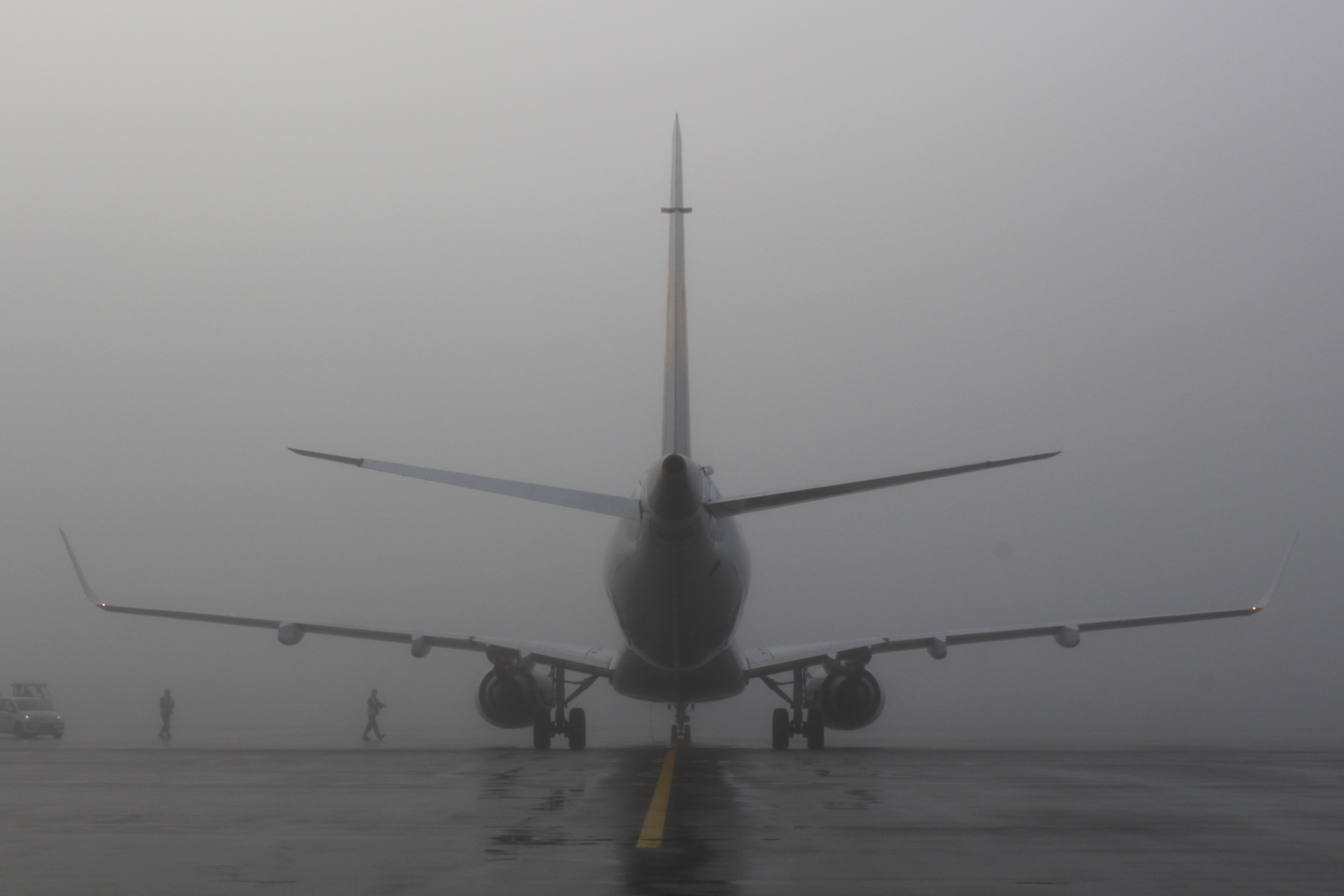 Flying In Fog: What Procedures Are In Place To Keep Planes & Their Occupants Safe?