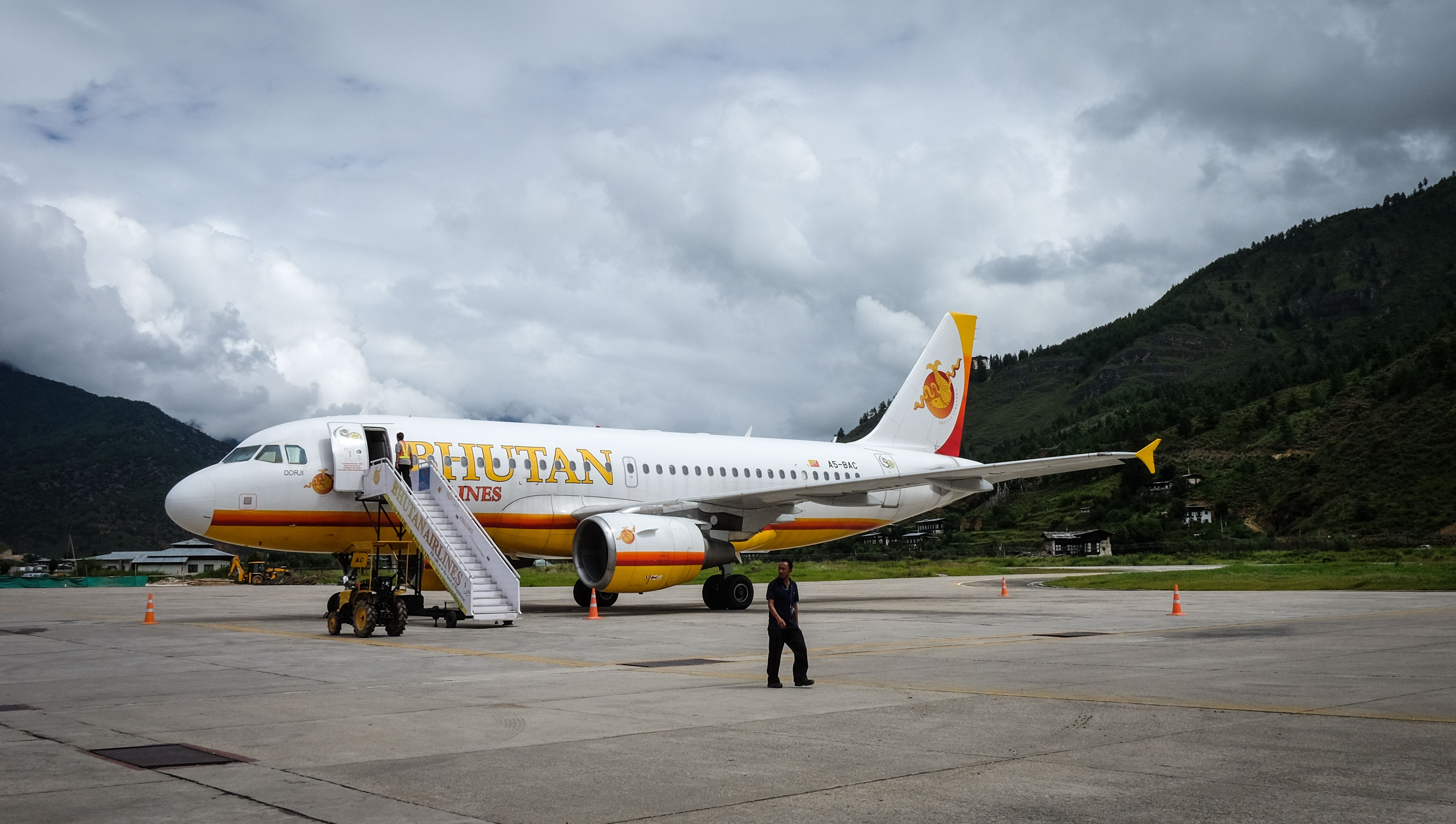 Bhutan Airlines Launches 'Bring Your Own Device' Inflight Entertainment