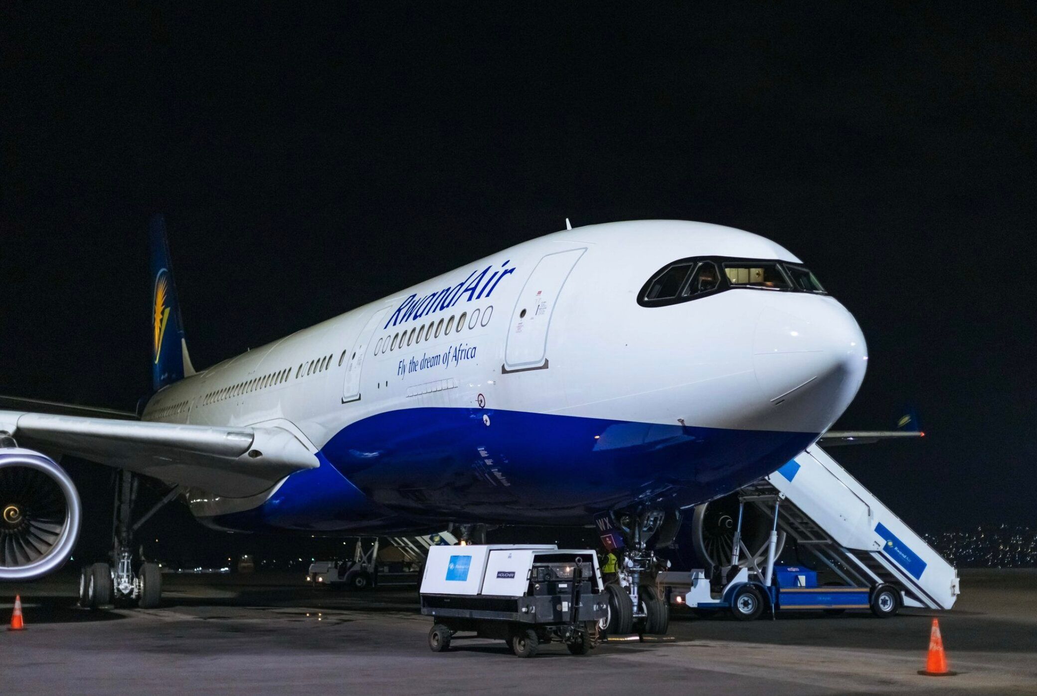 Widebody Expansion: RwandAir Receives 3rd Airbus A330