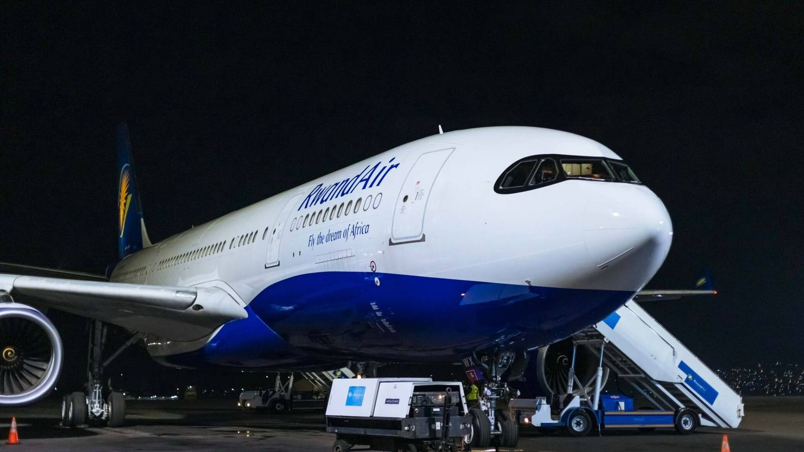 Widebody Expansion: RwandAir Receives 3rd Airbus A330
