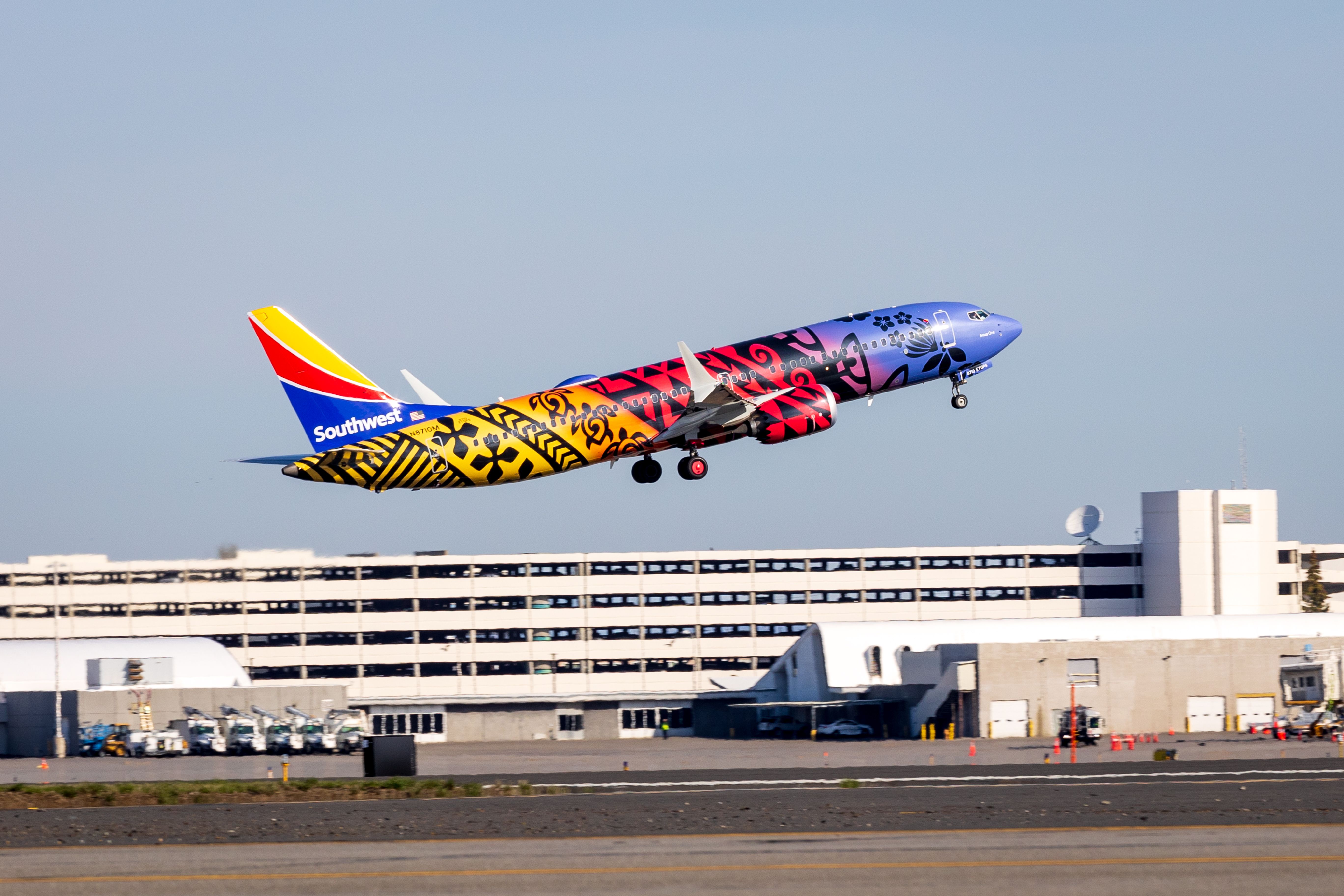 Southwest Airlines Unveils 'Imua One': A Boeing 737 MAX 8 As A