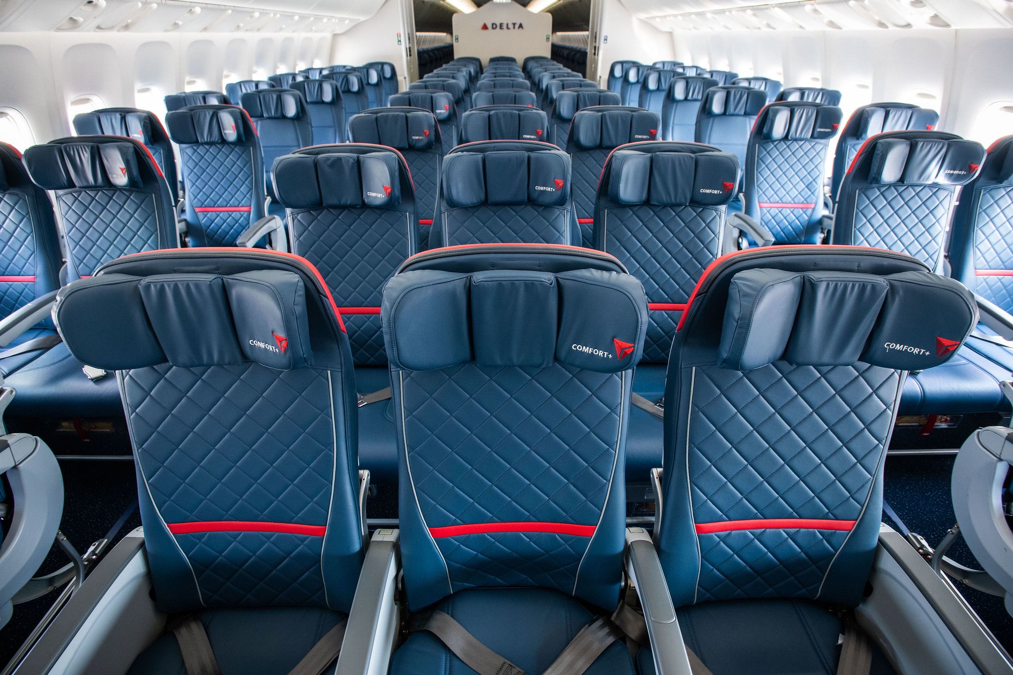 Showdown: Which US Airline Has The Best Premium Economy Product?