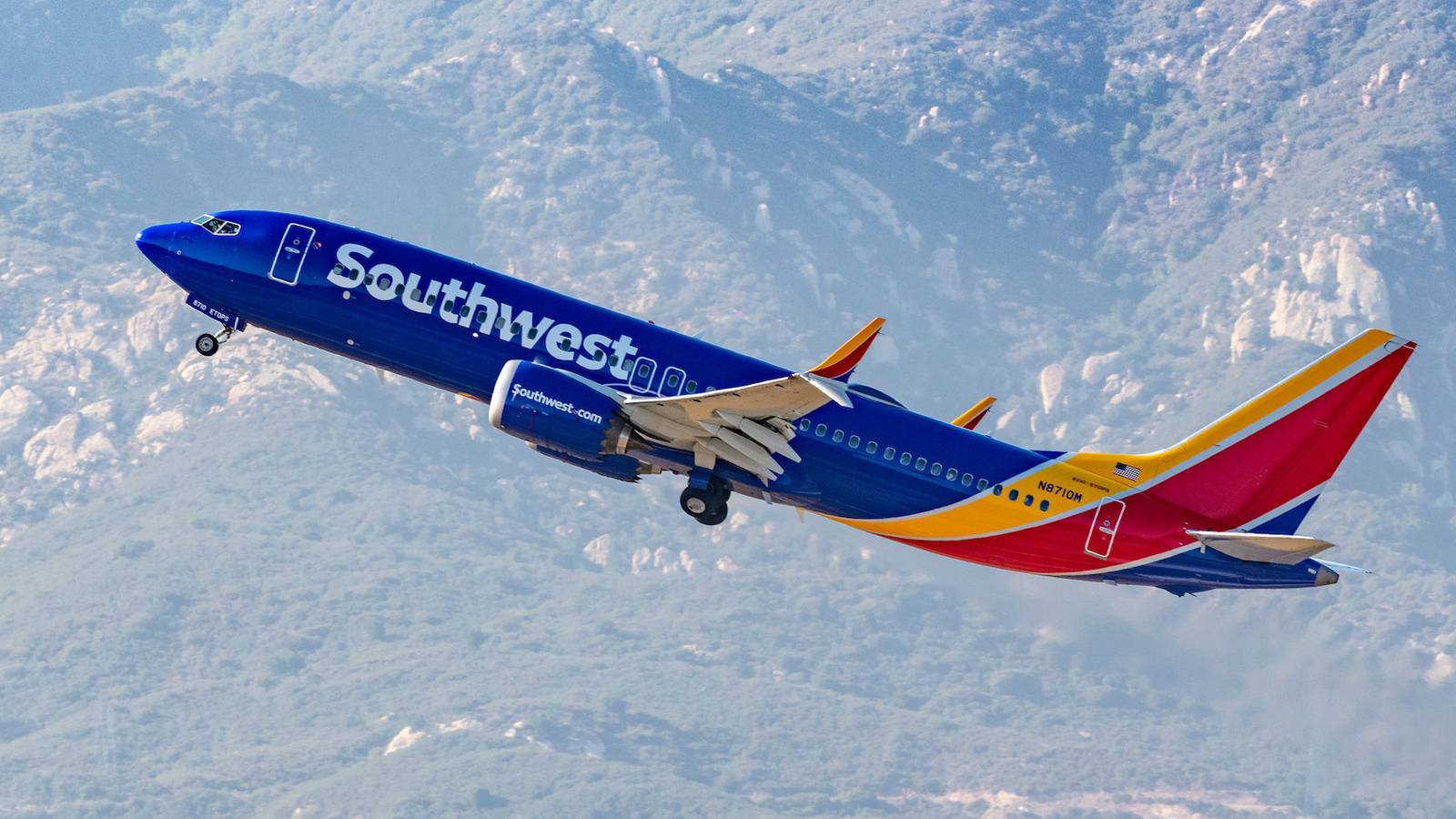 No Functioning Toilets? Southwest Airlines Boeing 737 MAX 8 Forced To Divert