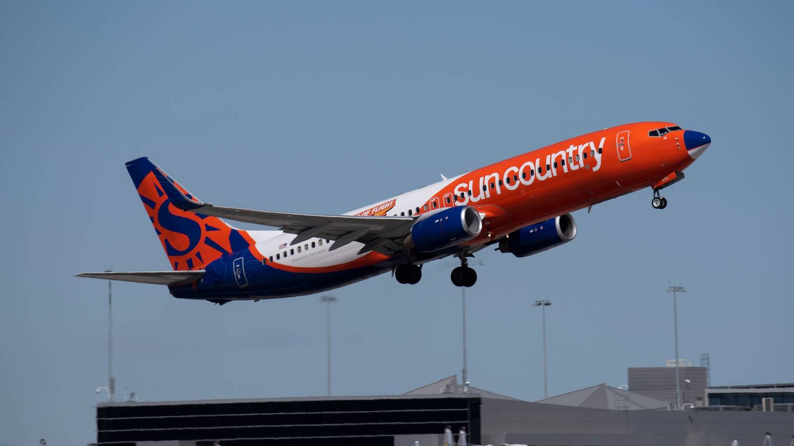 Mexico-US Market Lost Around 300,000 Seats In April