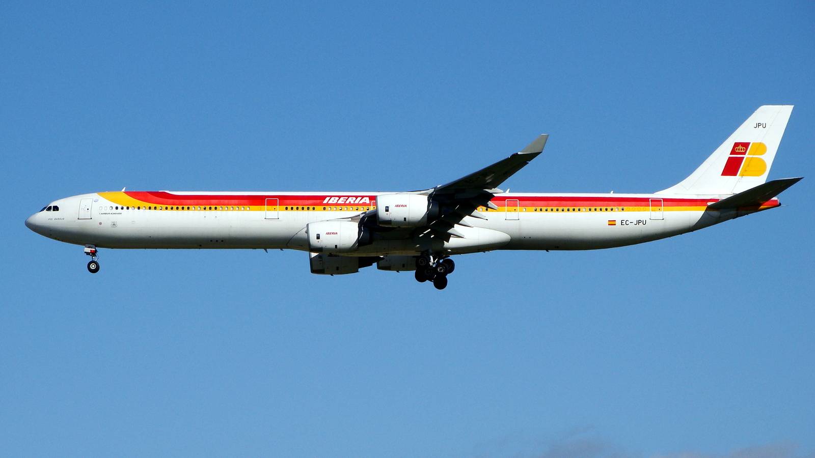 Flying Pencil: How Long Is The Airbus A340-600?