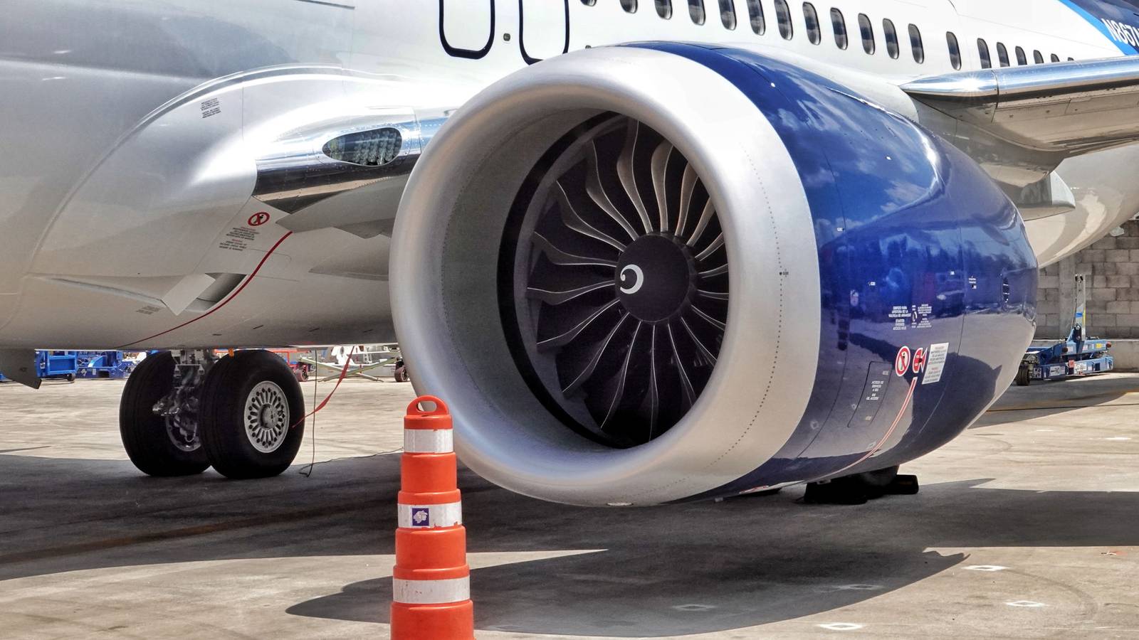 Lufthansa Technik Builds CFM Leap-1B Engine Out Of Legos At MRO Americas