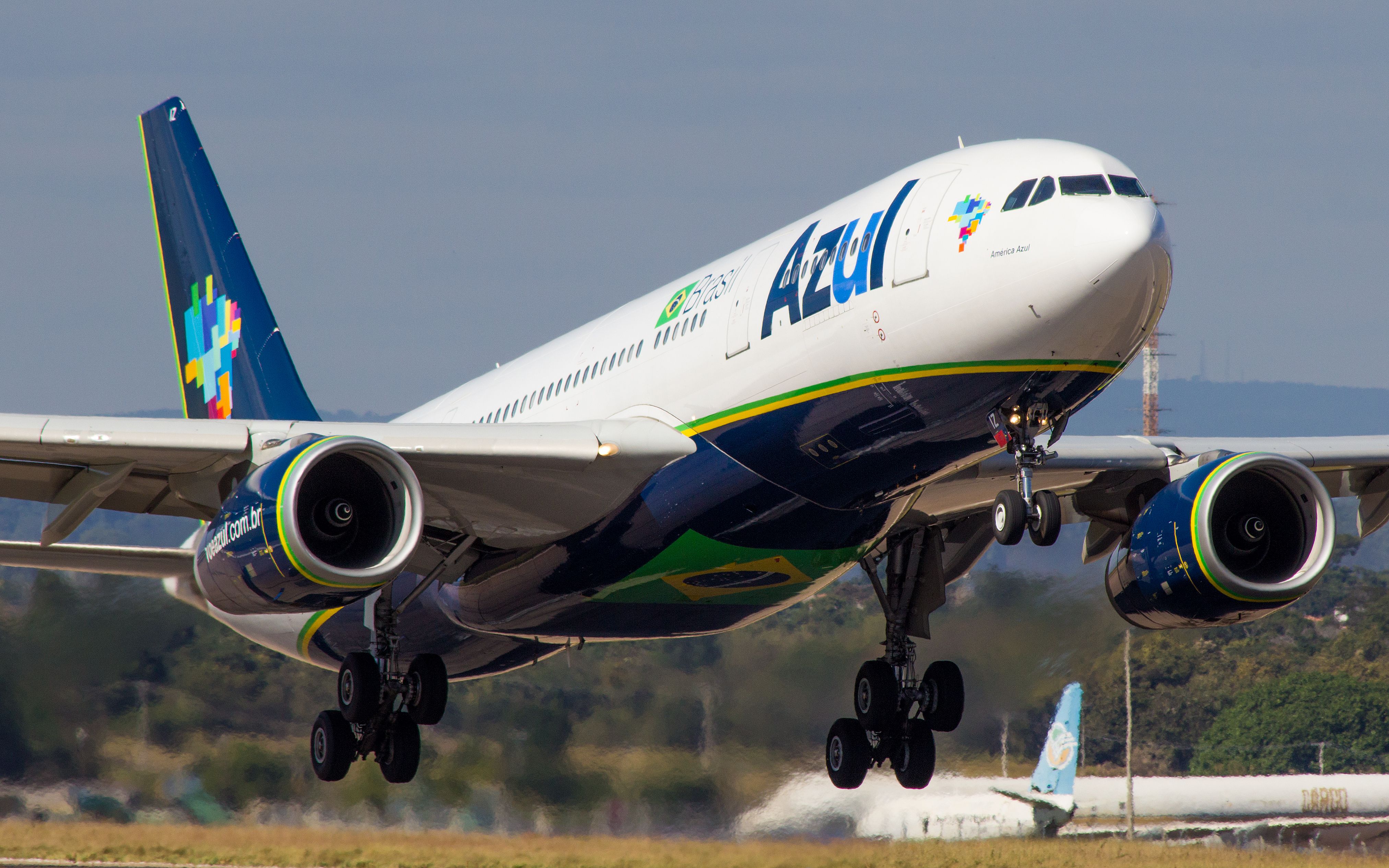 Portuguese Government Owes Azul Linhas Aéreas Over $200 Million