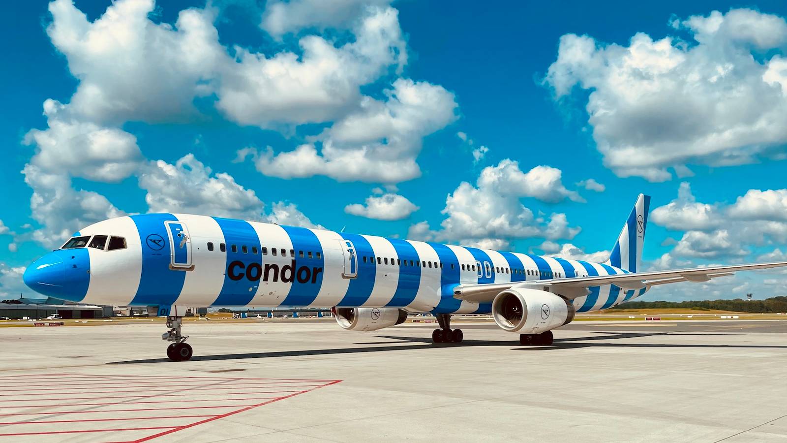 Which Airlines Are Still Operating The Boeing 757-300?