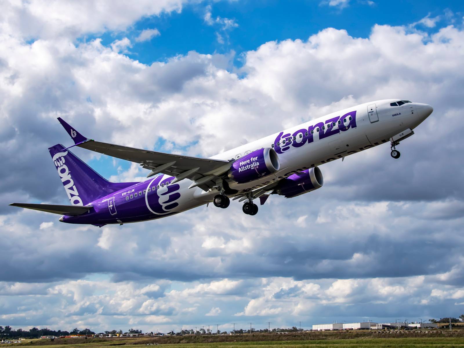 bonza-b737-8-max-vh-ujk-wtb-17