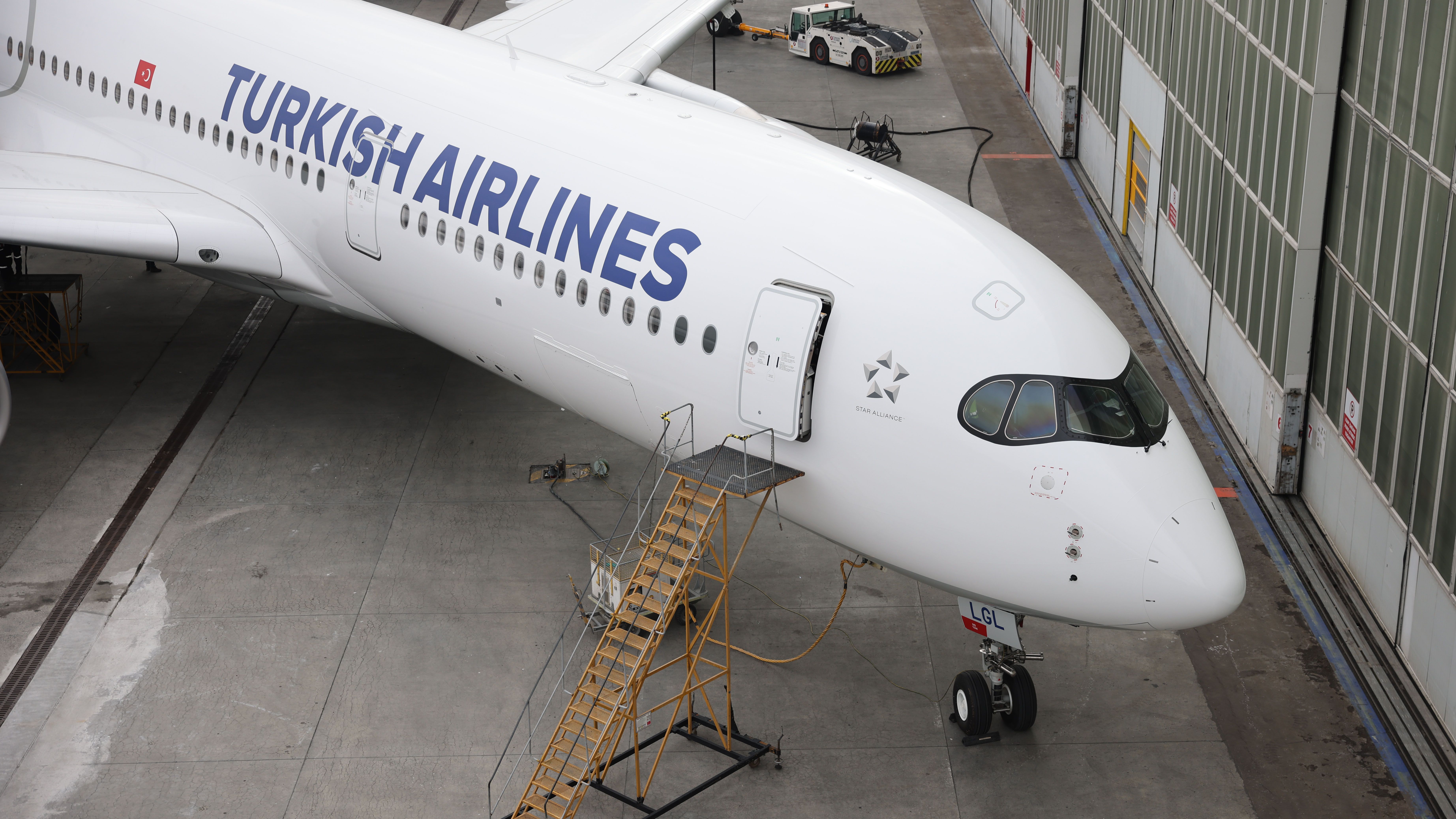 Turkish Airlines Celebrates 90th Anniversary