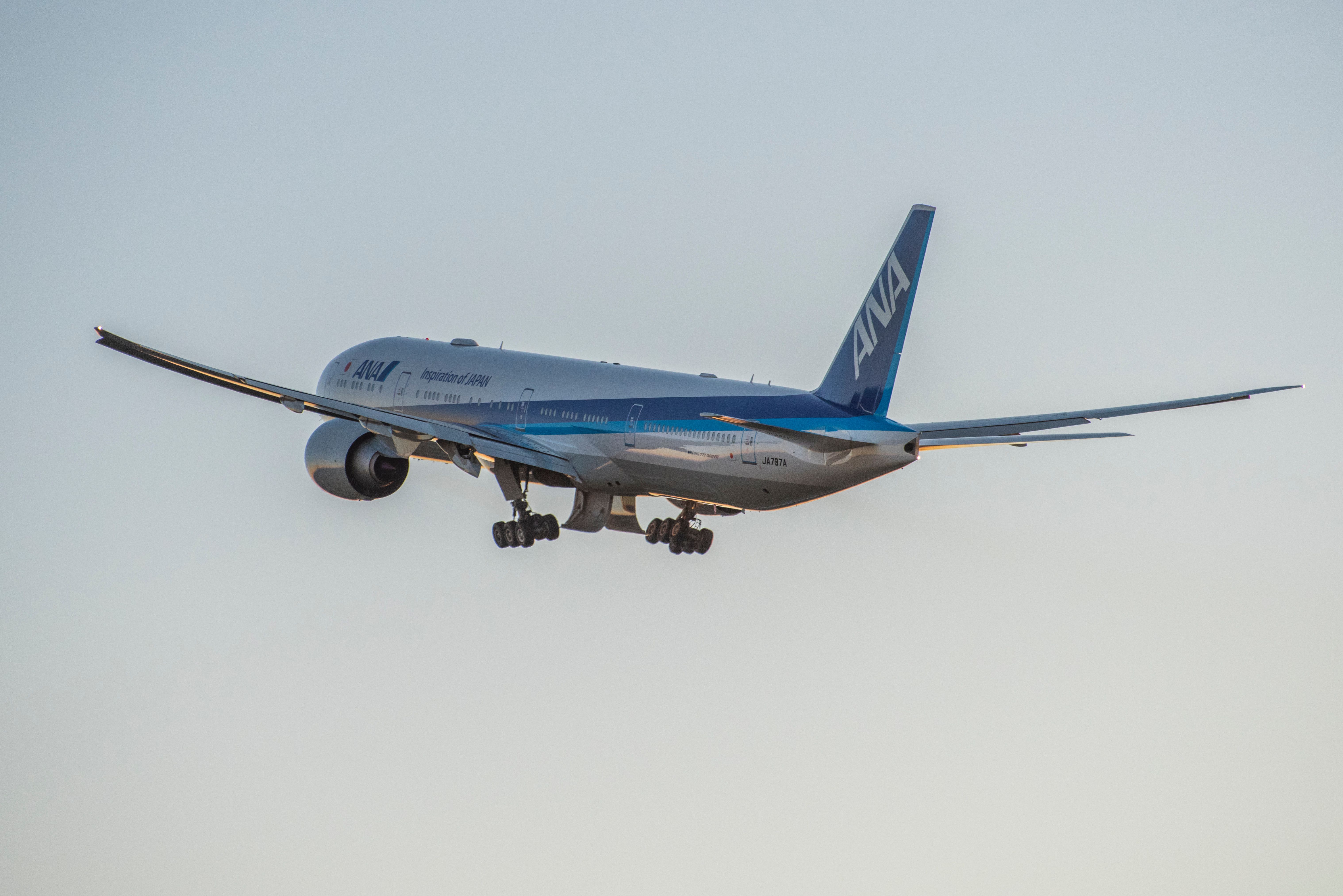 How Much Time Can Flights Make Up After Delayed Departures?