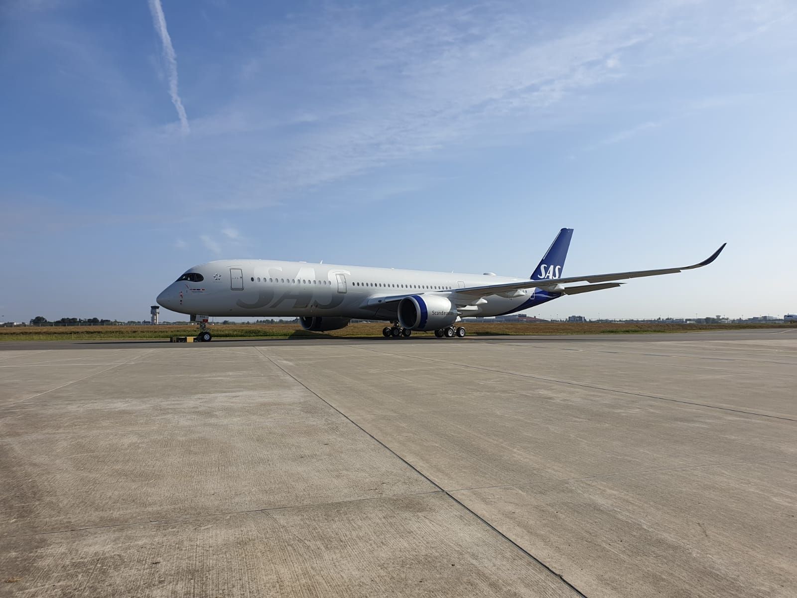 How Does Maternity Leave Work For Pilots?