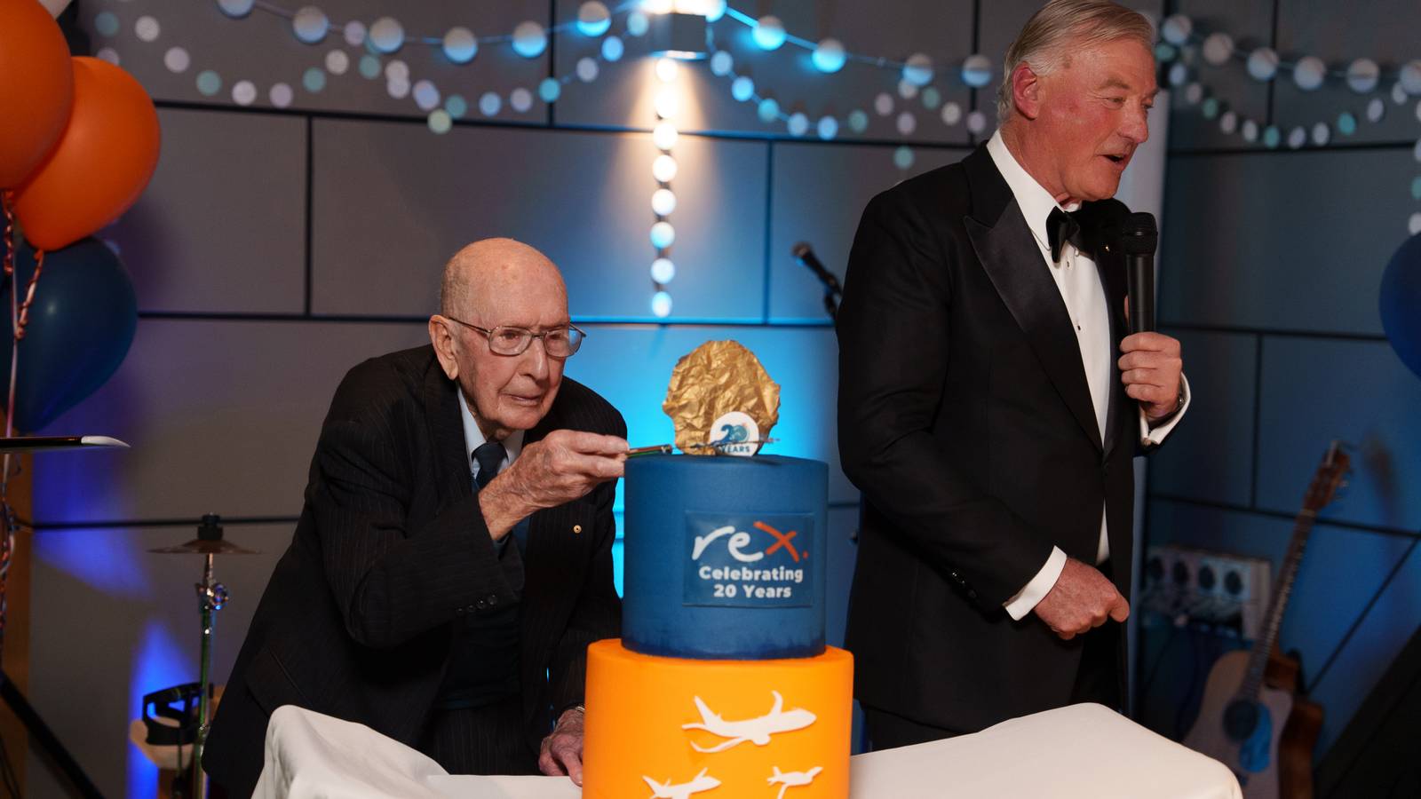 Rex Pioneer And Aussie Aviation Legend Max Hazelton Passes Away