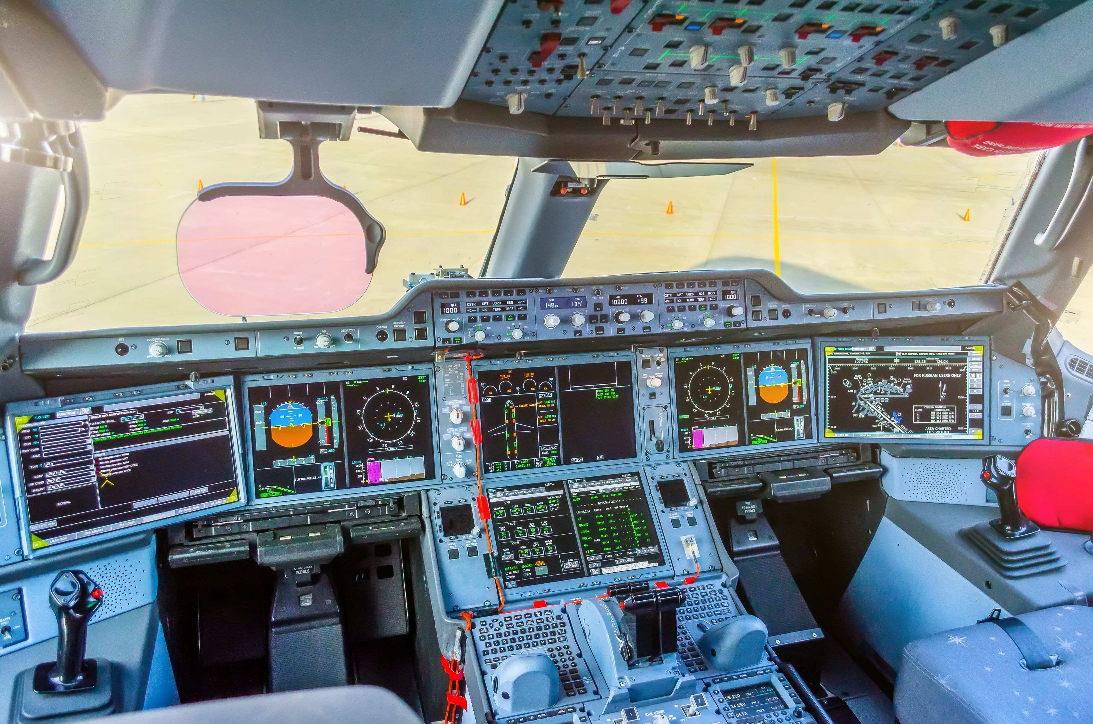 The Benefits Of Glass Cockpits: A Pilot's Perspective